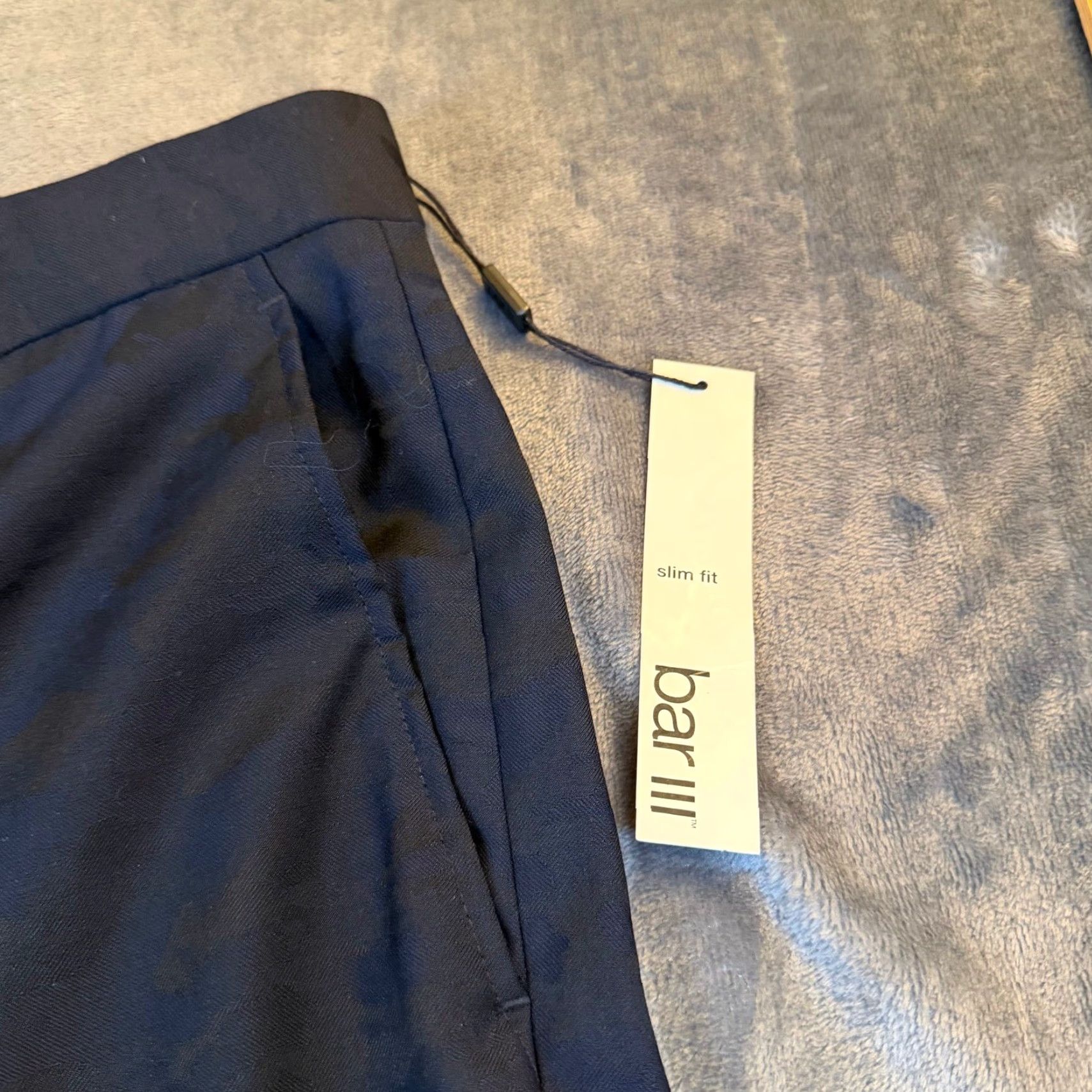 Bar III Bar III Slim Fit Navy Blue Dress Pants Wool Blend Men's 36W 34L Nwt Wool Poly Dress Pants Bar III Men’s Slim Pants Navy Blue Workwear Casual 90s? Size US 36 / EU 52 - 4 Thumbnail