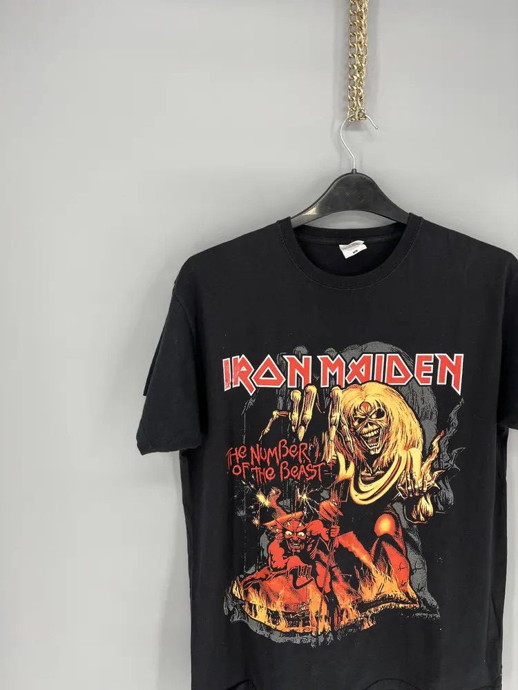 Band Tees Vintage Y2K Iron Maiden Face Horror Tee Band Rock T Shirt Size US L / EU 52-54 / 3 - 4 Thumbnail