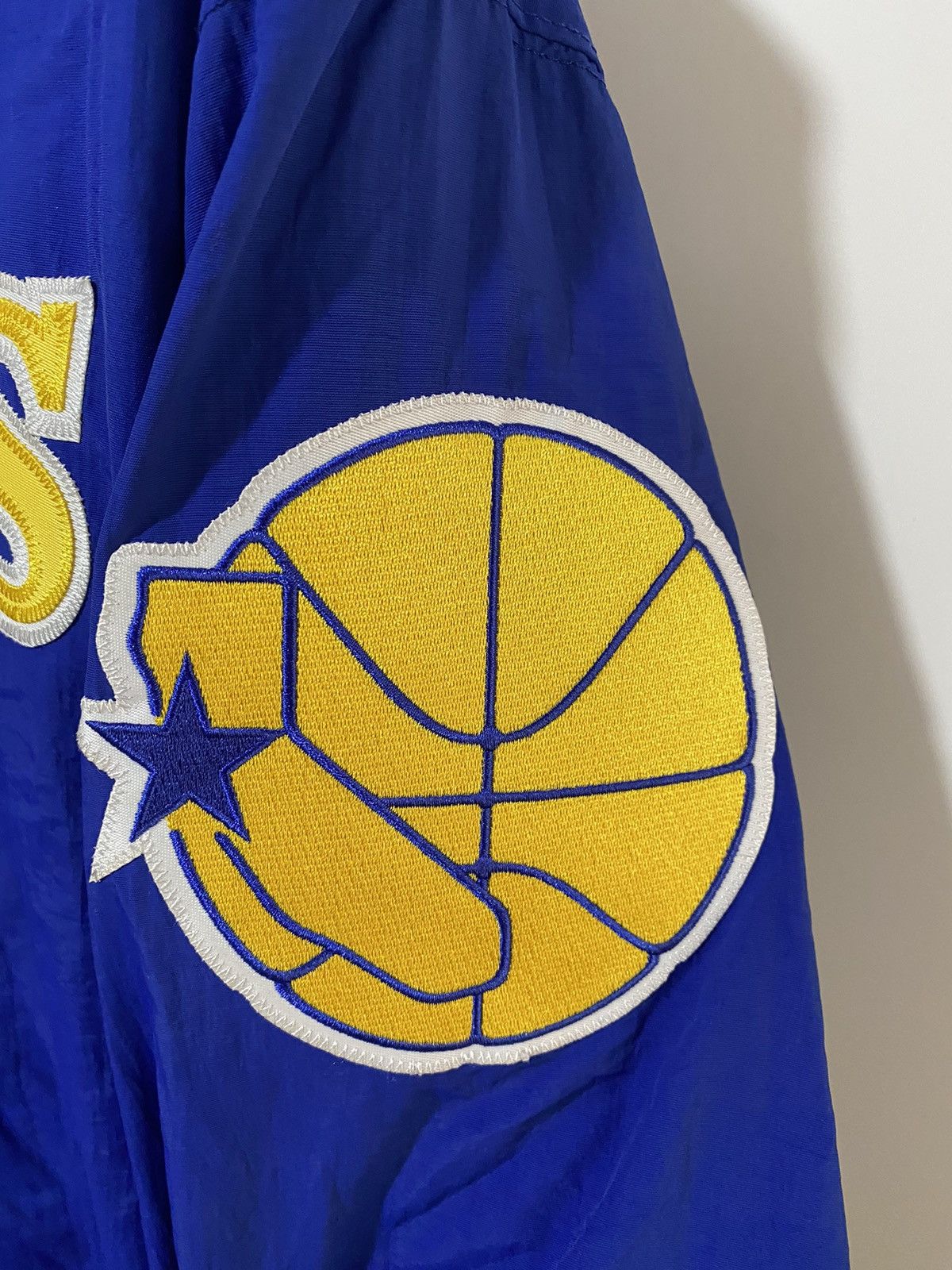 Mitchell & Ness Mitchell & Ness Warriors jacket size XL, blue yellow, used Size US XL / EU 56 / 4 - 8 Thumbnail