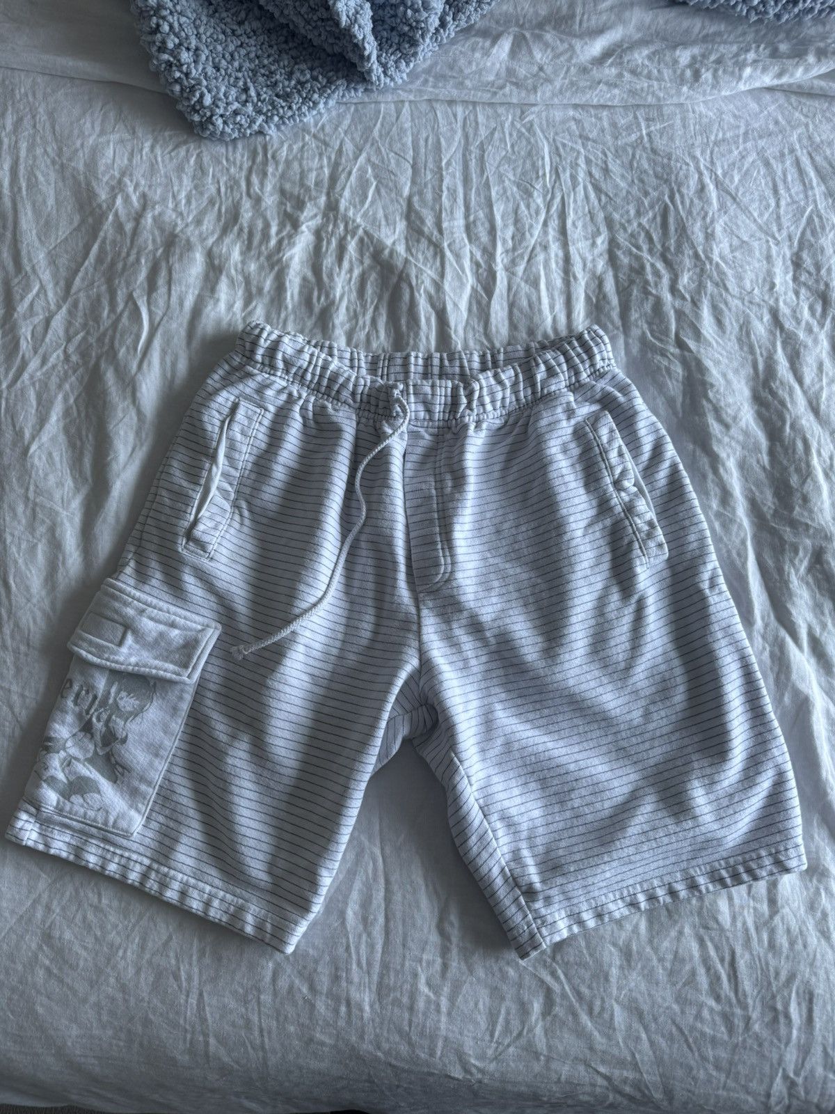 Siberia Hills White Siberia Hills Anime Cargo Short Size US 32 / EU 48 - 2 Thumbnail