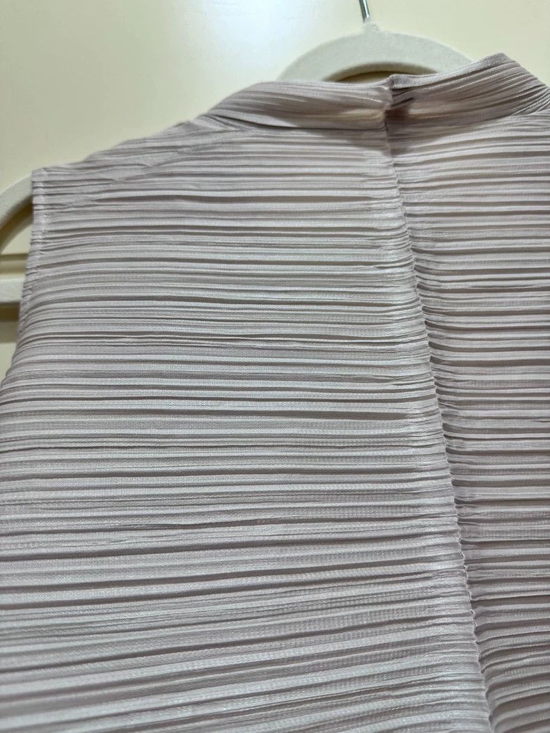 Issey Miyake Issey Miyake A cream-colored striped top Size L / US 10 / IT 46 - 6 Thumbnail