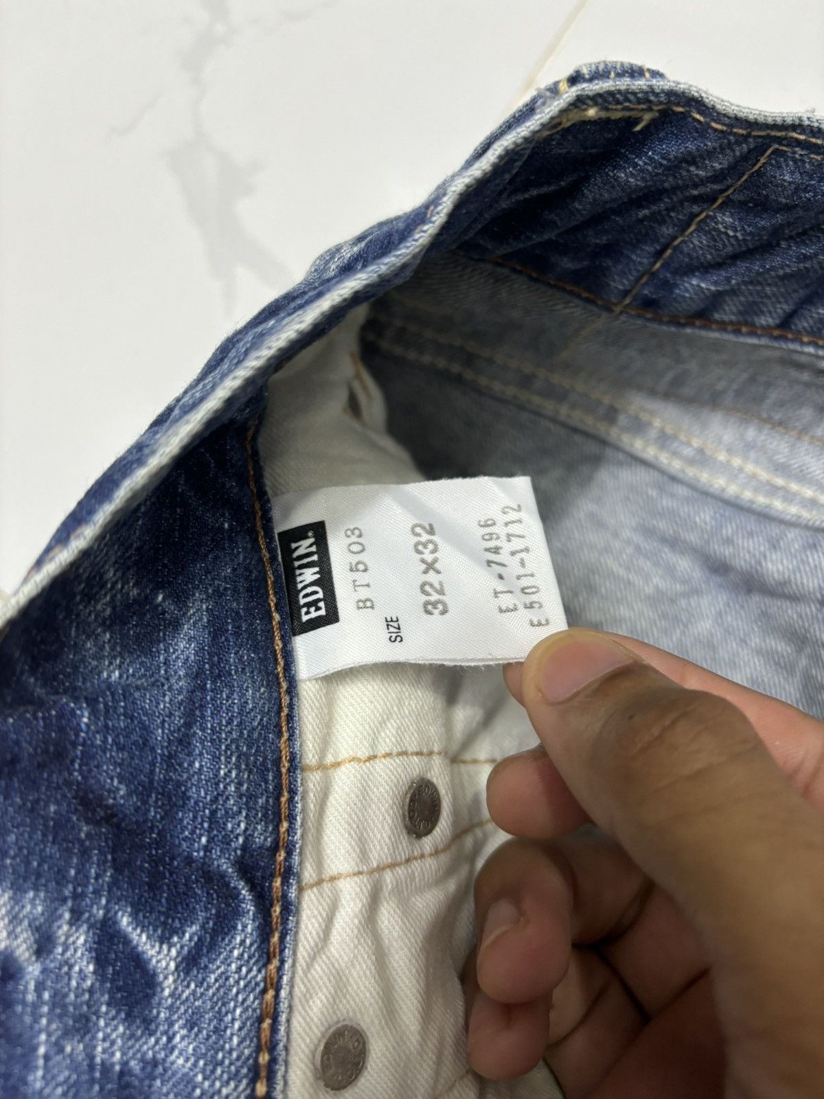 Who Decides War EDWIN 503 PAINTER JEANS BLUE TRIP DISTRESSED DENIM Size US 33 - 11 Thumbnail