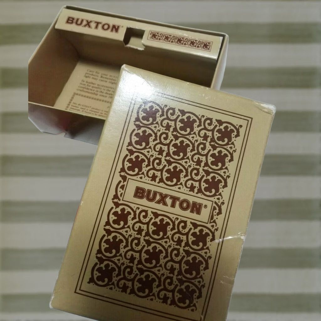 Vintage VINTAGE Buxton Tri Fold Wallet Red Ladies Unisex Card Wallet in the Box New Badge: Box Creases? Size ONE SIZE - 1 Thumbnail