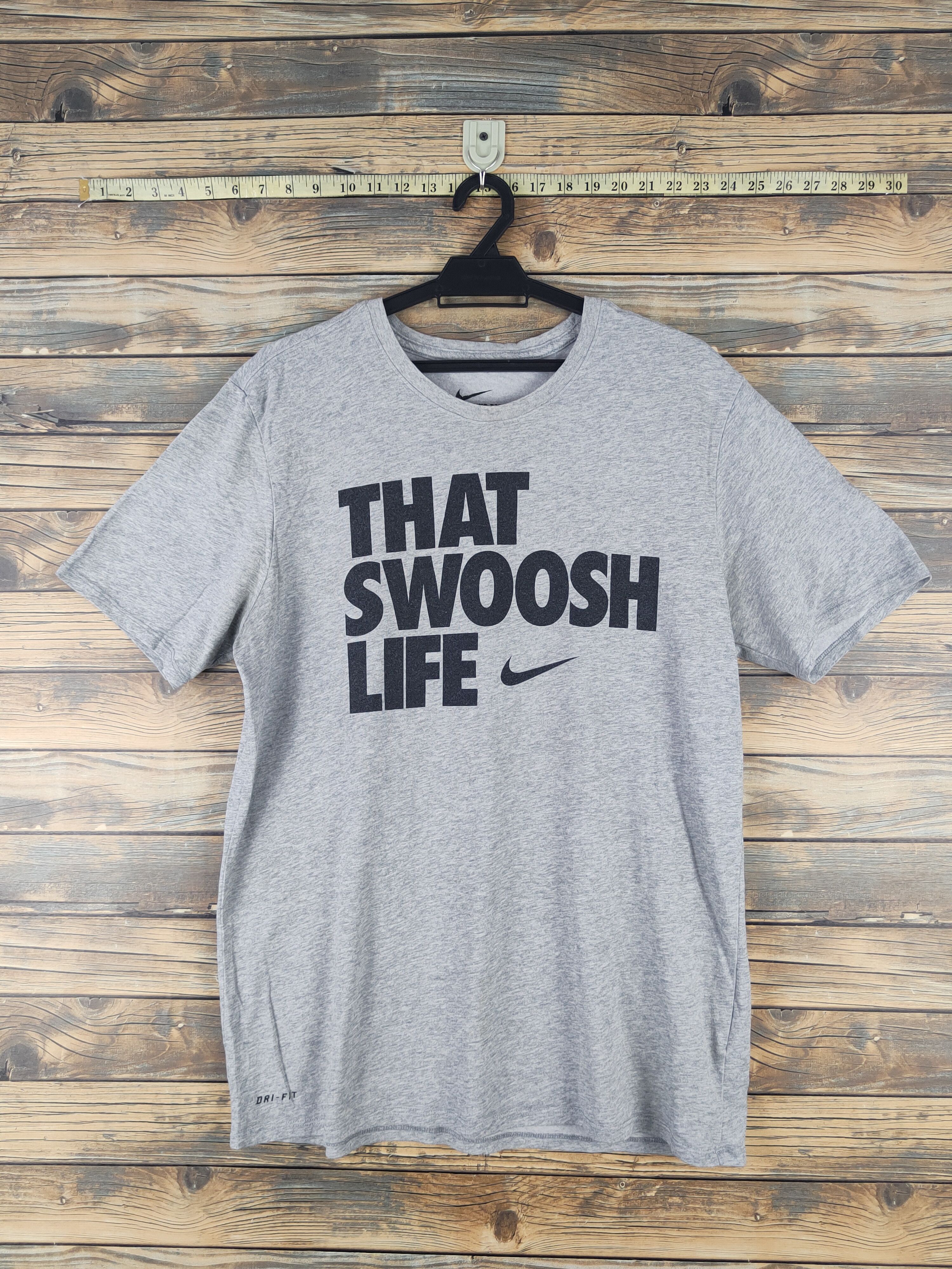 Nike × Vintage DL Nike Gray Short Sleeve T-shirt #2542 Size US L / EU 52-54 / 3 - 1 Thumbnail