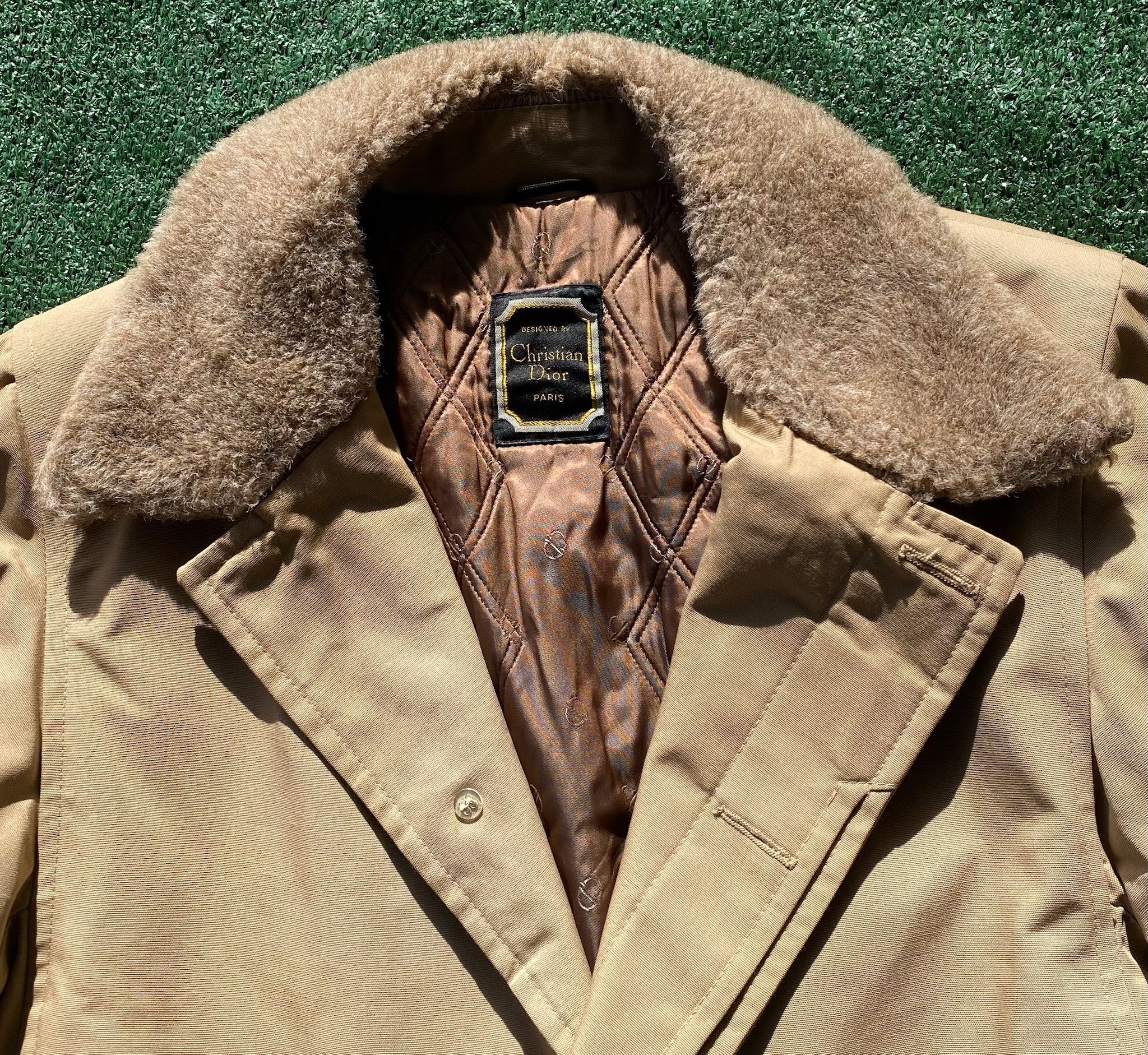 Christian Dior Monsieur 80s Christian Dior Faux Fur Collar Lined Trench Coat Large Size US L / EU 52-54 / 3 - 4 Thumbnail