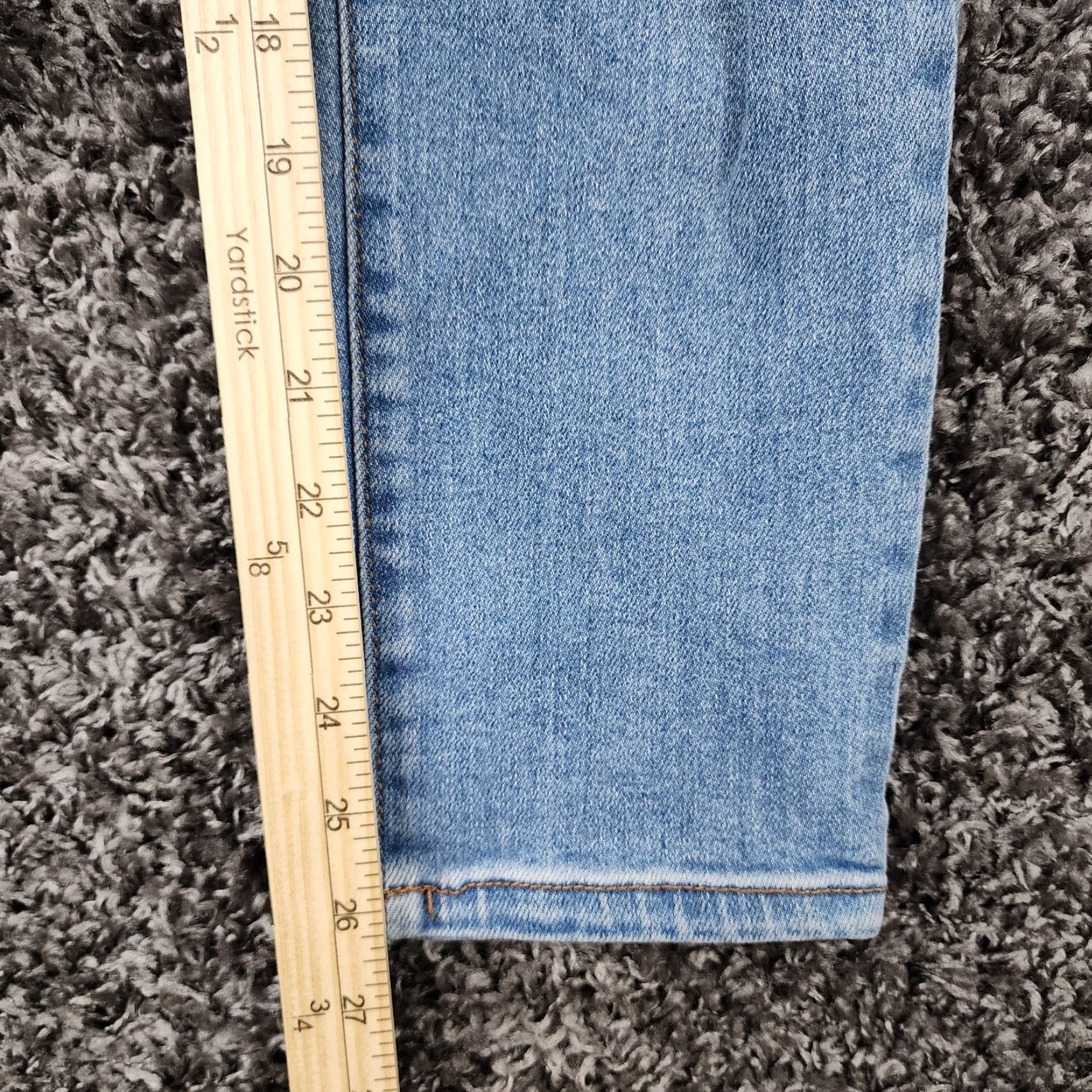 Forever 21 FOREVER 21 Womens Distressed Stretchy Blue Jean Jeggings Size 26 Size 26" / US 2 / IT 38 - 5 Thumbnail