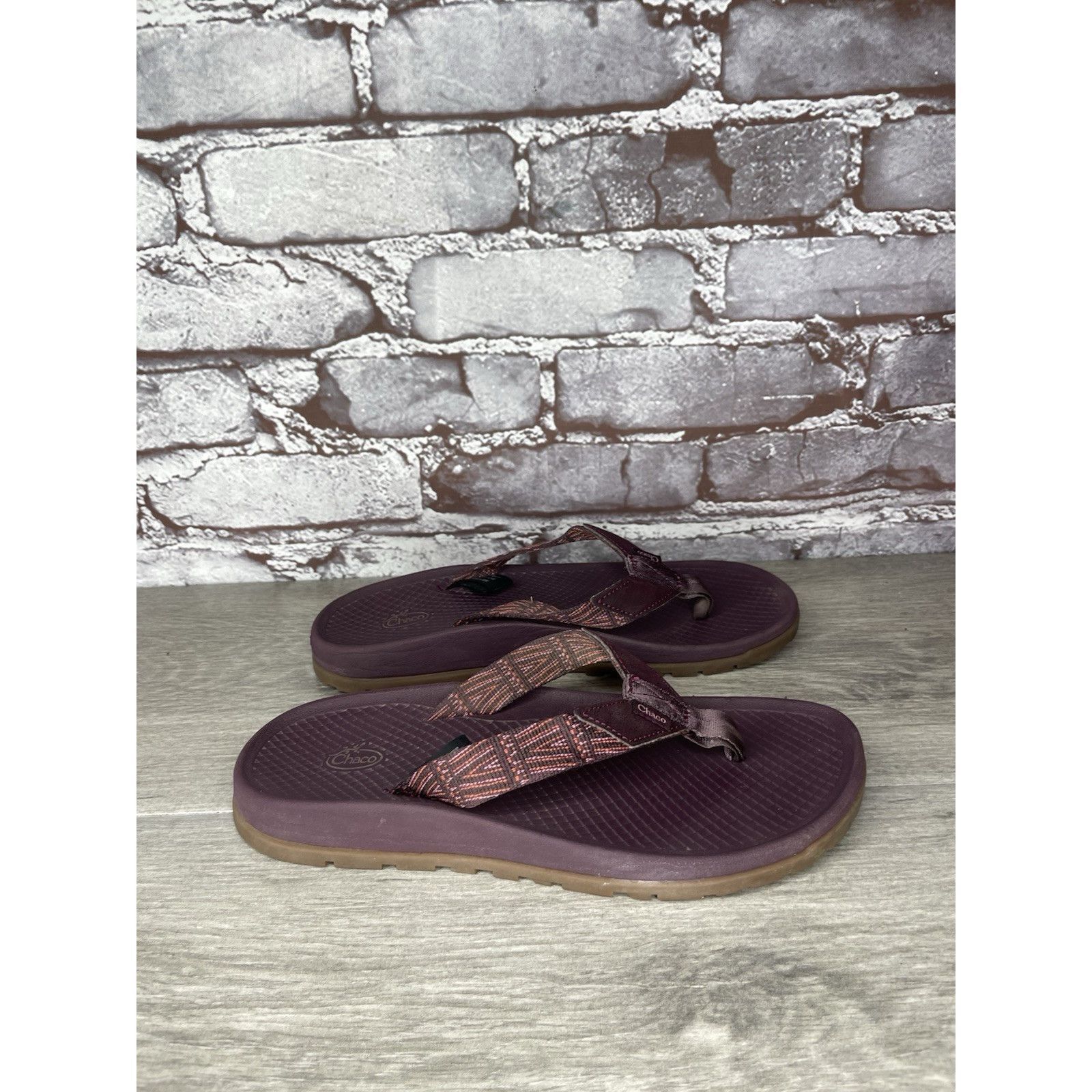 Chaco Chaco Lowdown Purple Polyester FlipFlops Beach Slide Sandals Size US 6 / IT 36 - 15 Thumbnail