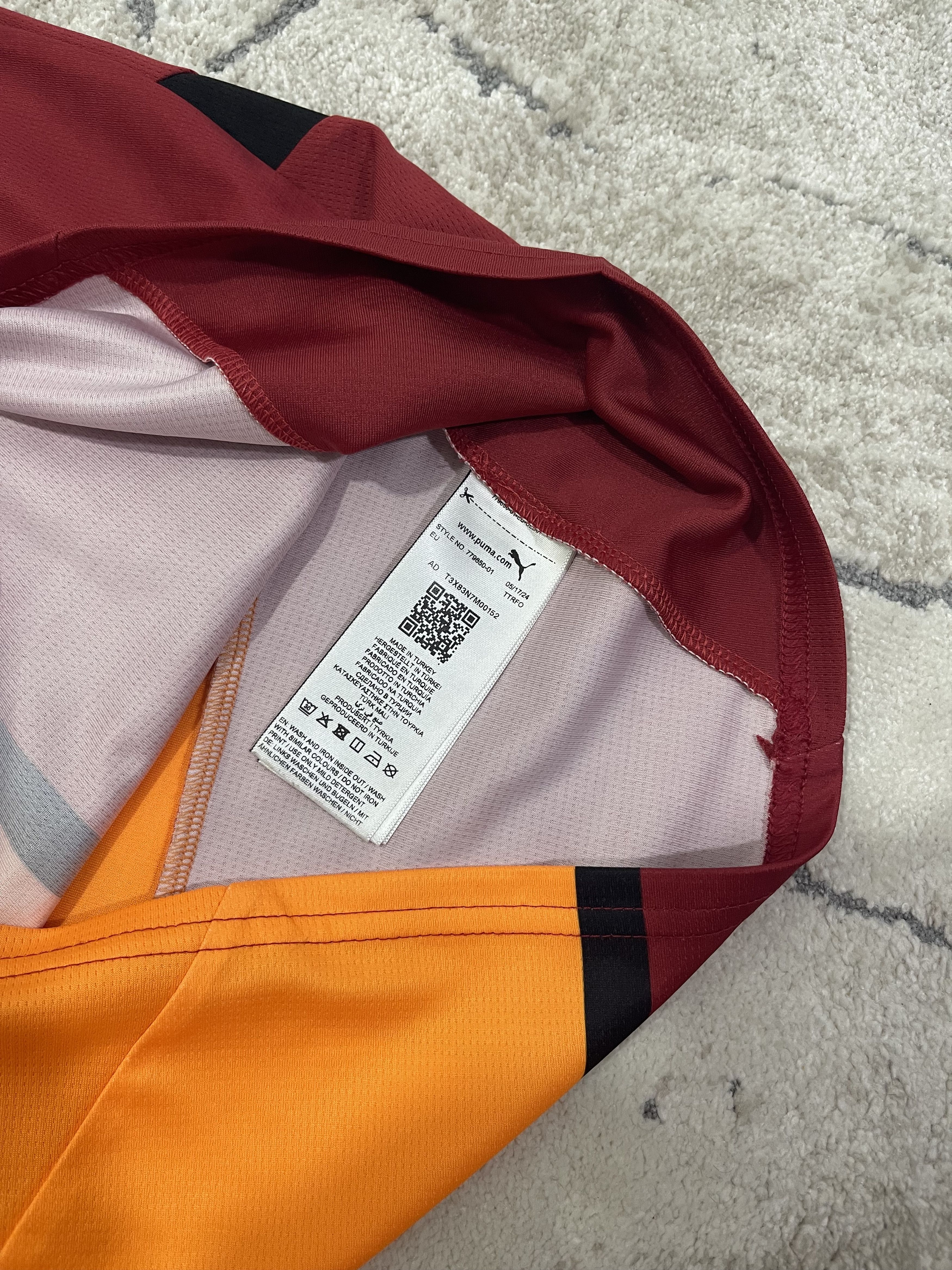 Puma Puma Galatasaray Home Jersey – 2024/25 – Size XS Size US XS / EU 42 / 0 - 10 Thumbnail