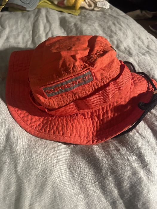 Supreme reflective cheap bucket hat