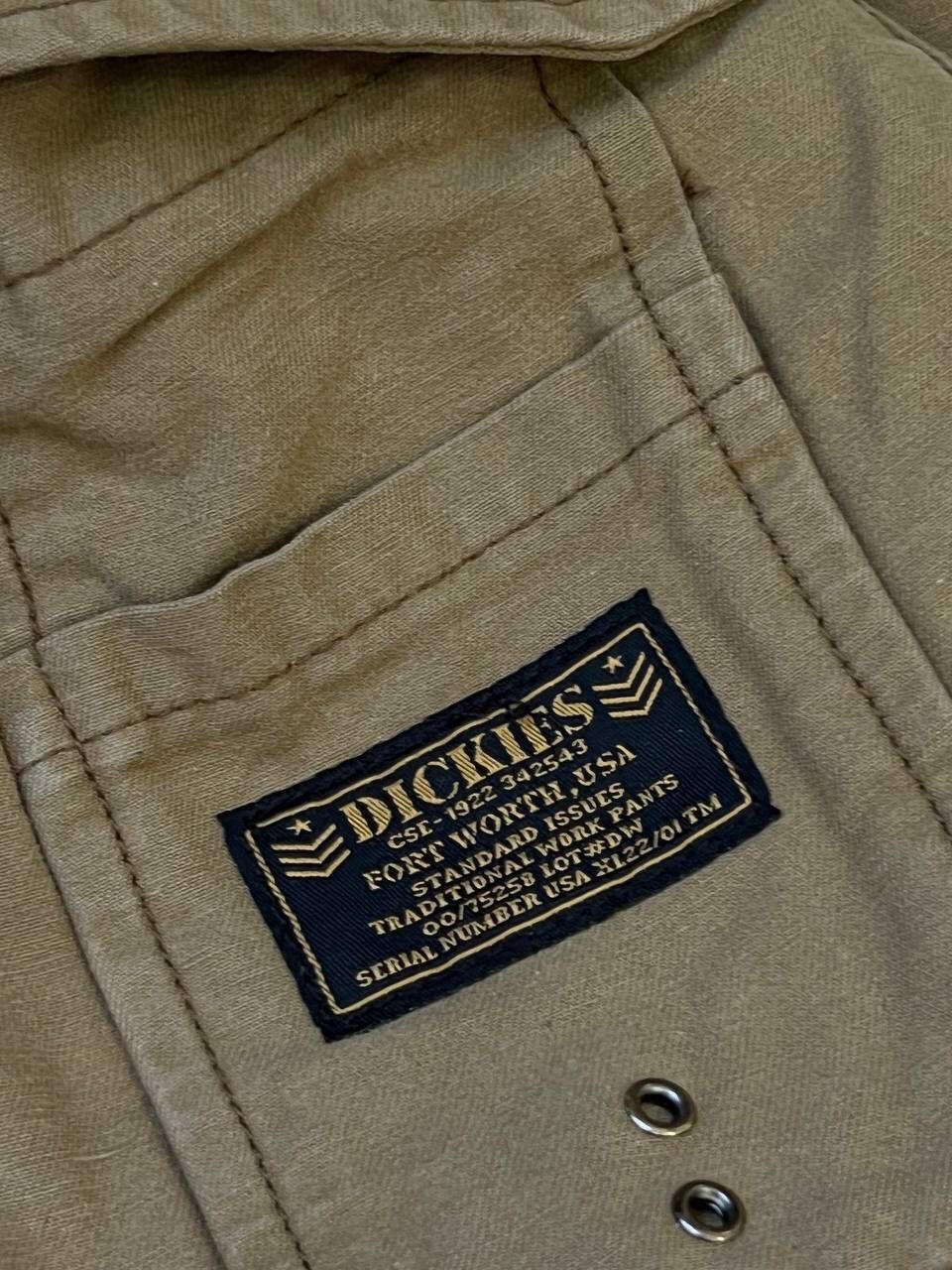 Dickies × Vintage Vintage Dickies Baggy Cargo Shorts Size US 33 - 7 Thumbnail