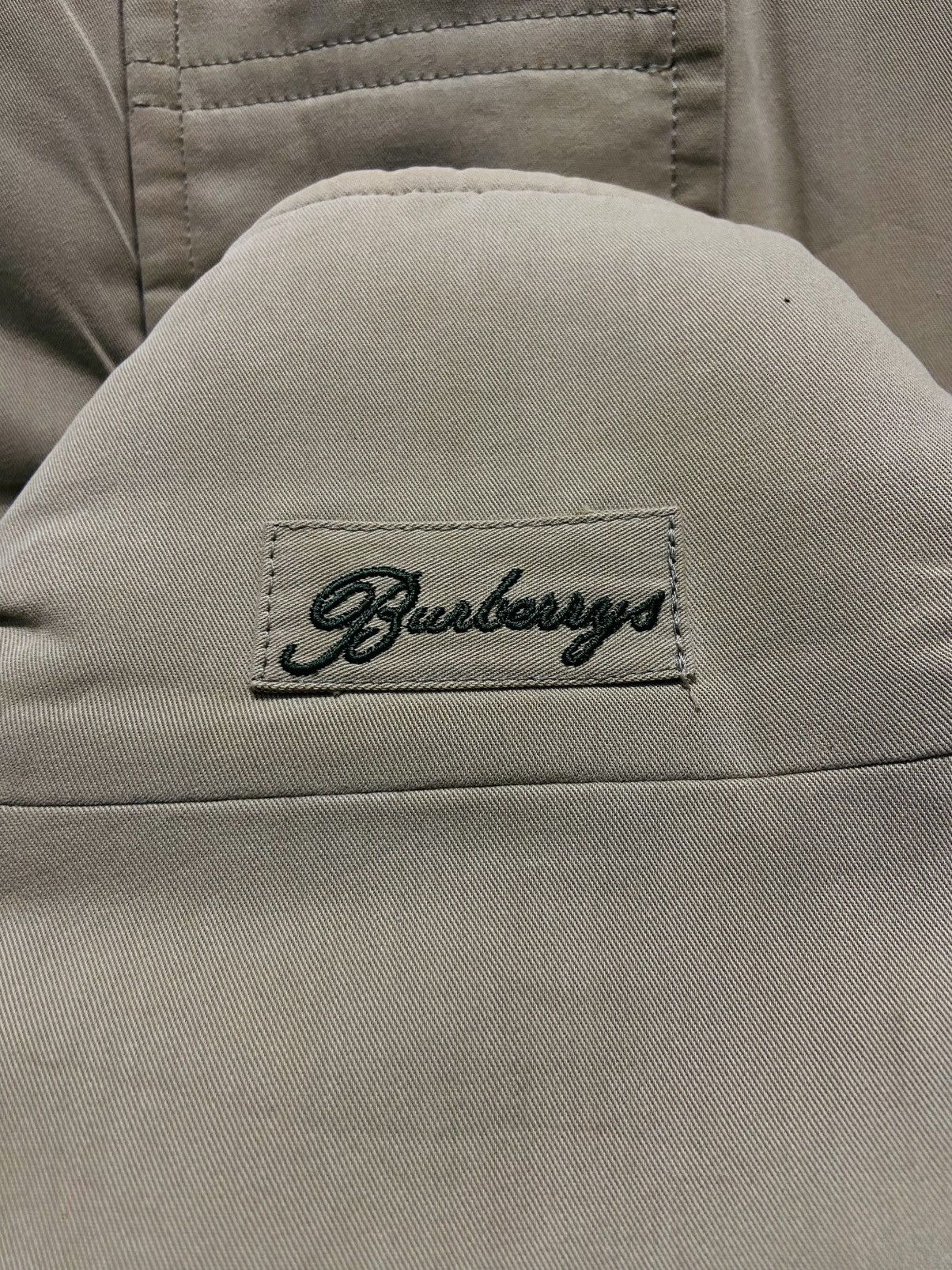 Burberry Vintage Burberry Distressed Jacket Size US L / EU 52-54 / 3 - 18 Thumbnail