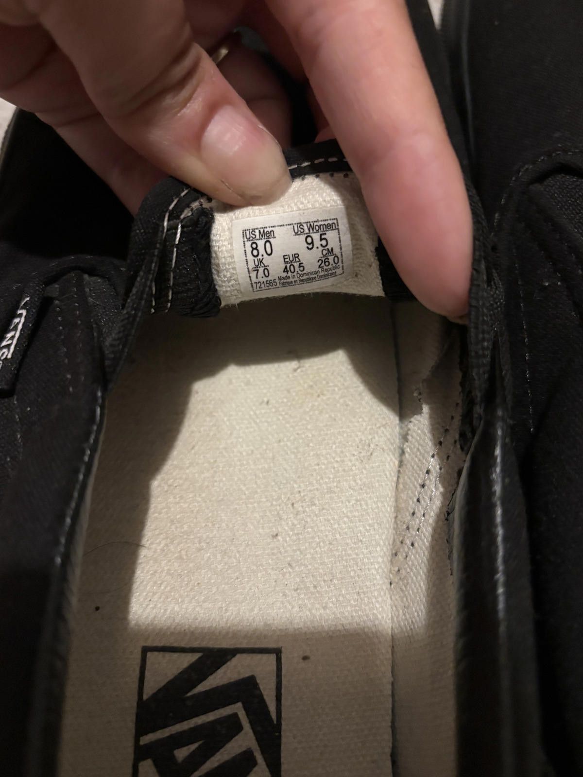 Vans NWOT Vans Classic Slip-On Sneakers - Black w 9.5/ m 8 Size US 8 / EU 41 - 6 Thumbnail