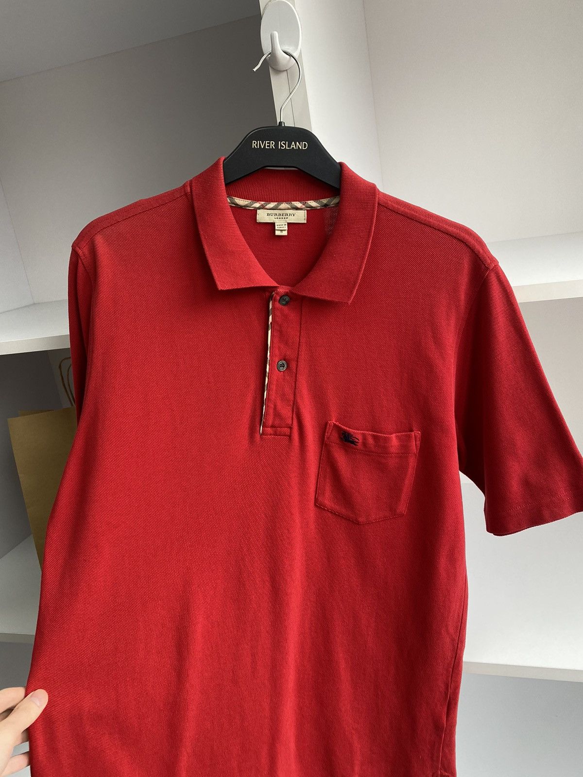 Burberry × Vintage Vintage Burberry Red Polo T-Shirt Size US S / EU 44-46 / 1 - 10 Thumbnail