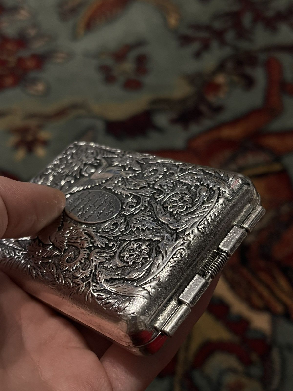 Vintage Vintage embossed cigarette case angel floral renaissance Size ONE SIZE - 13 Thumbnail