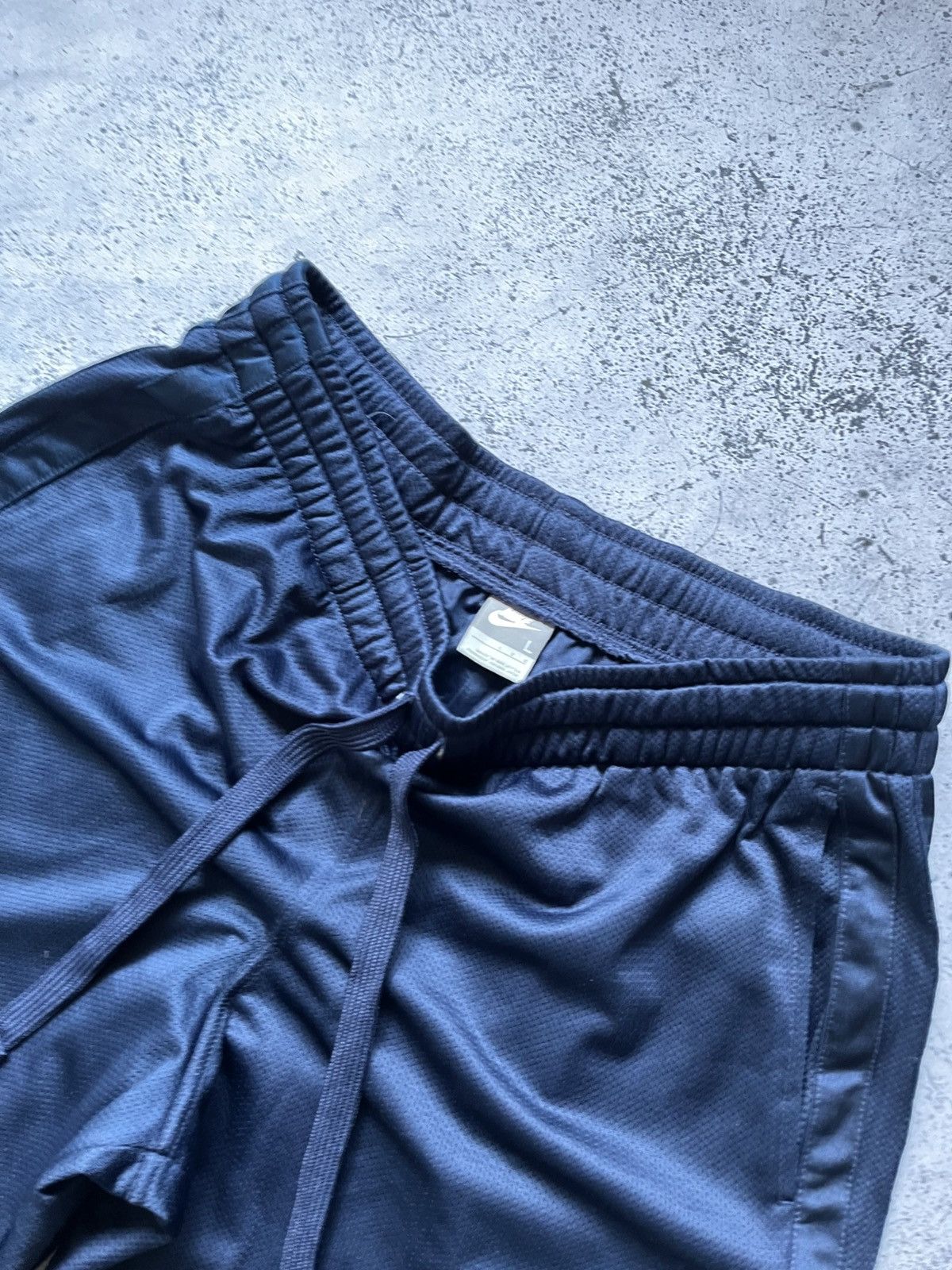 Nike × Vintage Vintage Nike Oversized Basketball Sweatpants Swoosh Y2K USA Size US 34 / EU 50 - 4 Thumbnail