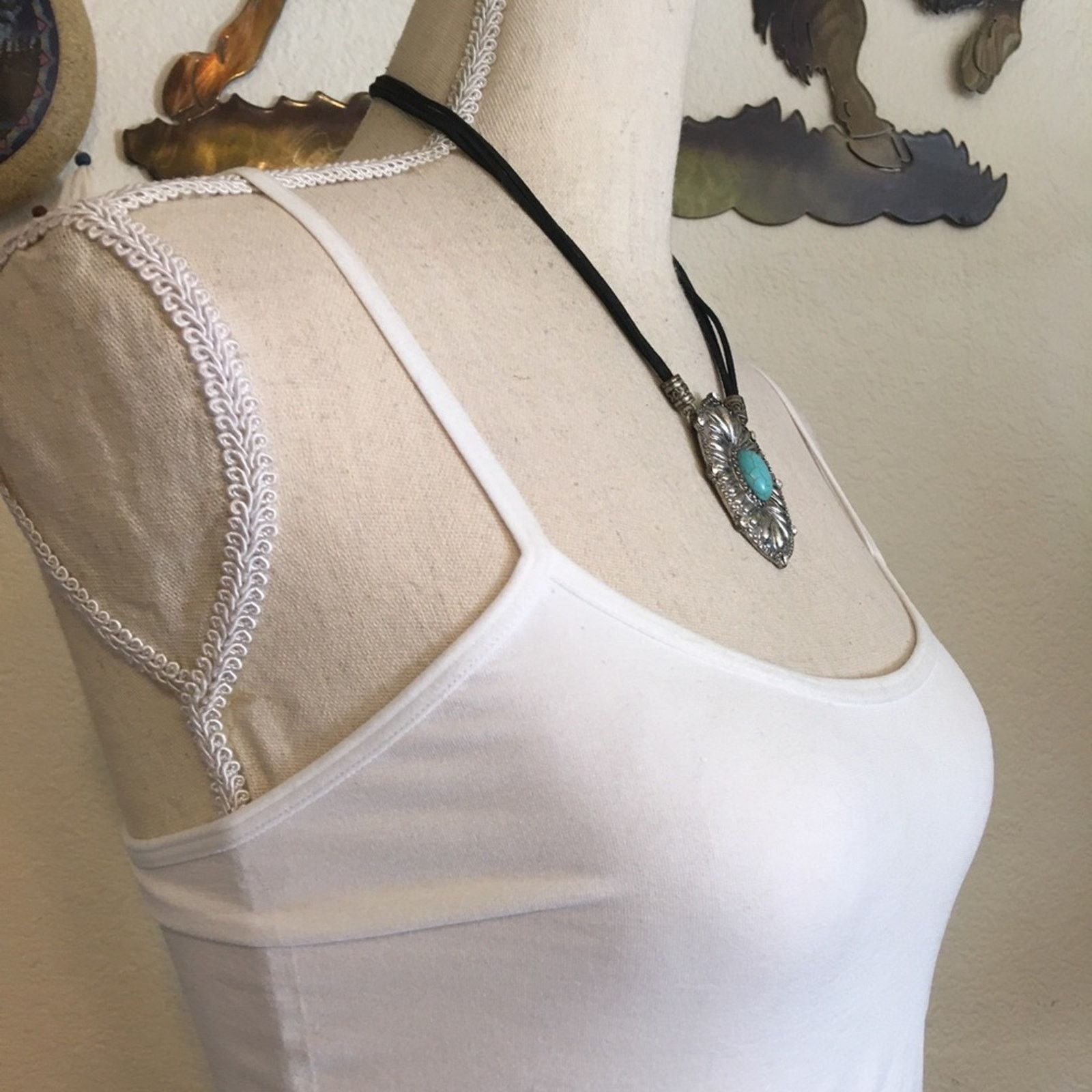 Jewelry Southwest style faux turquoise medallion necklace Size ONE SIZE - 2 Thumbnail