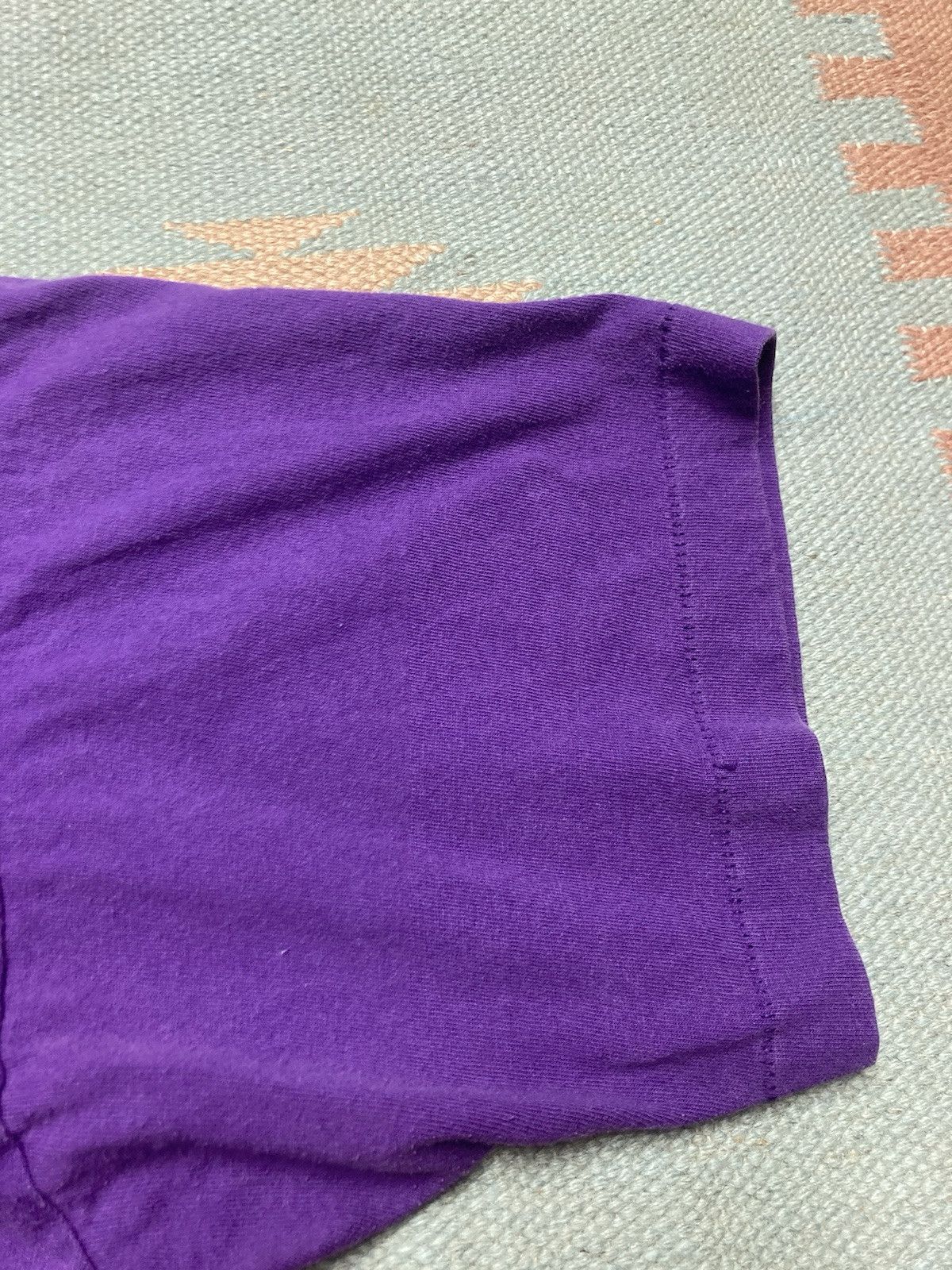 Vintage Vtg 90s pocket t shirt faded plum single stitch cotton XL Size US XL / EU 56 / 4 - 5 Thumbnail