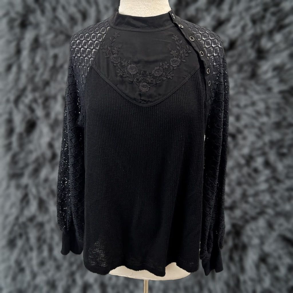 Free People Free People Blouse Shirt L Black Crochet Top Floral Embroidered Balloon Sleeve Round Neck Pullover Bohemian Sheer Size L / US 10 / IT 46 - 1 Thumbnail