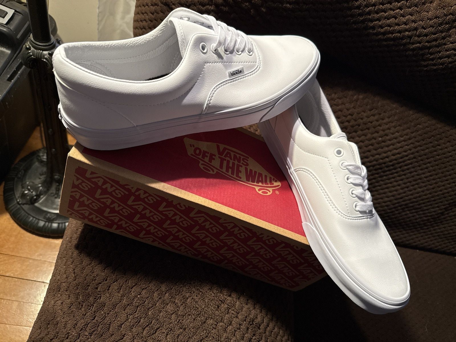 Vans Vans Era Classic Tumble “True White” Leather NEW w/ BOX 11.5 Size US 11.5 / EU 44-45 - 2 Thumbnail