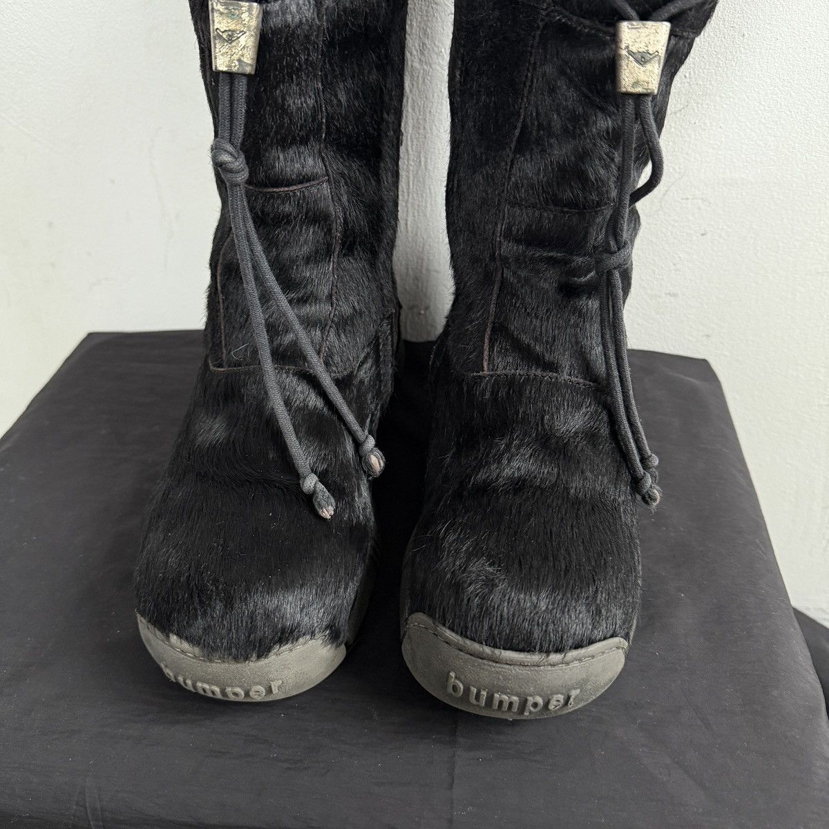 Seditionaries Vintage Bumper Real Pony Fur Lace Up Boots Size US 7.5 / IT 37.5 - 5 Thumbnail