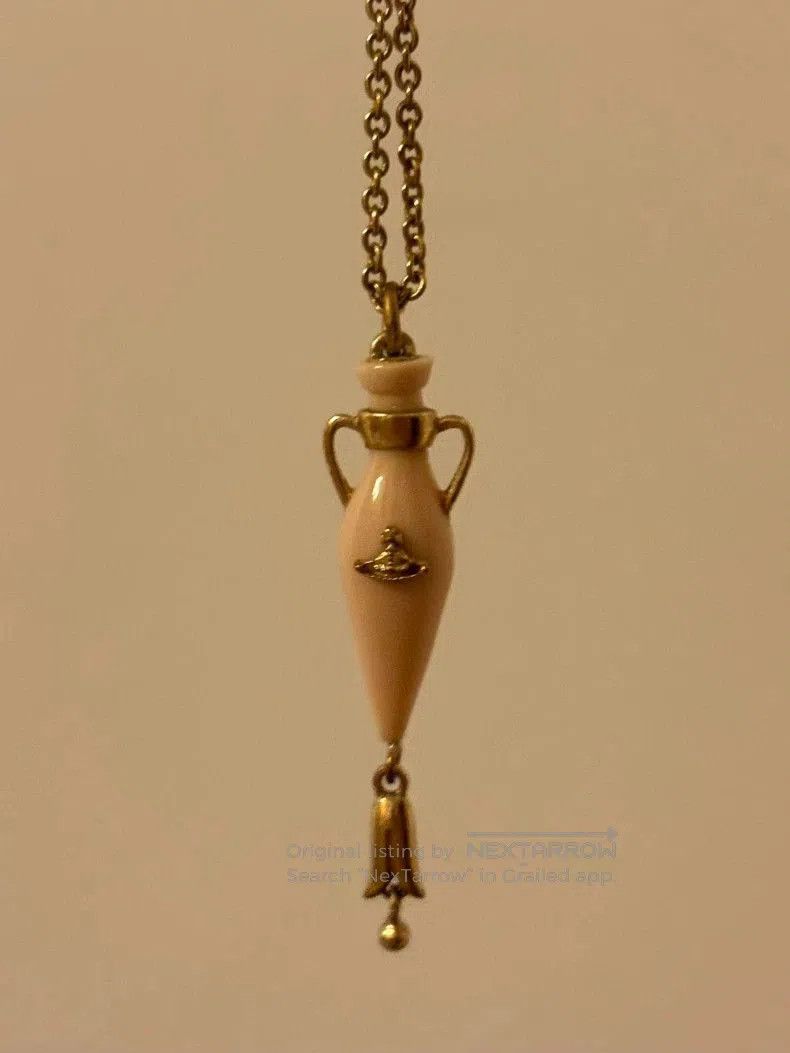 Vivienne Westwood Vivienne Westwood Vase Pendant Necklace . Size ONE SIZE - 1 Thumbnail