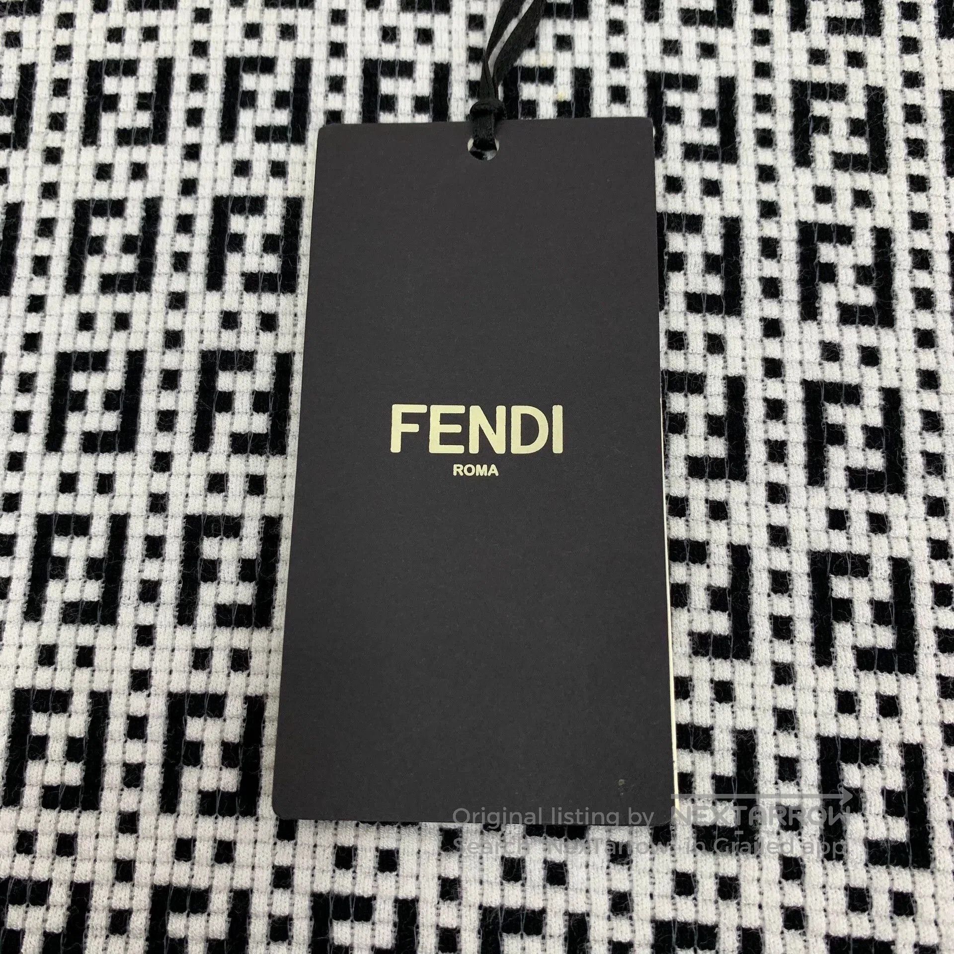Fendi fendi color block logo short sleeve knit top. Size US M / EU 48-50 / 2 - 6 Thumbnail