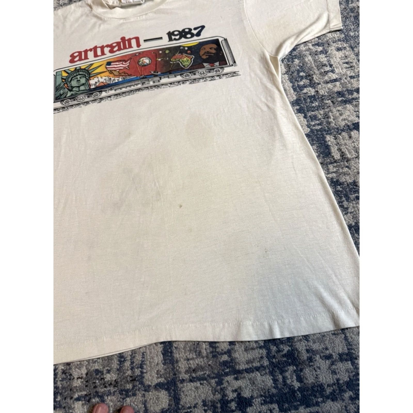 Hanes VINTAGE The Arttrain Graffiti Train NYC T Shirt Sz L Hanes Crew Neck Graphic Print White 1980s 80s Art Hip Hop Streetwear Graffiti Men MENS Size US L / EU 52-54 / 3 - 6 Thumbnail