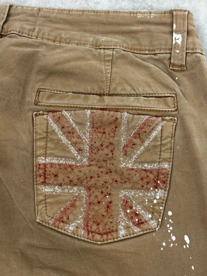 John Galliano 2010s John Galliano Skinny Beige UK Flag Pocket Pants Size US 30 / EU 46 - 8 Thumbnail