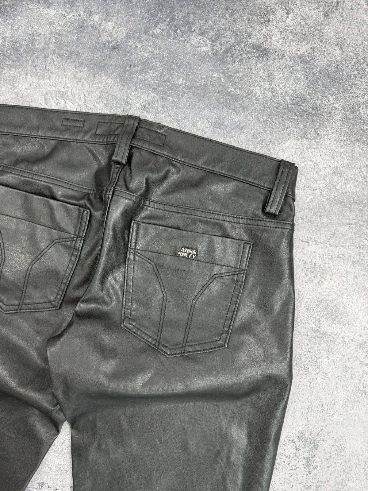 Miss Sixty Miss Sixty Faux Leather Pants Black Zip Shot Vintage Y2K Size 27" / US 4 / IT 40 - 21 Thumbnail