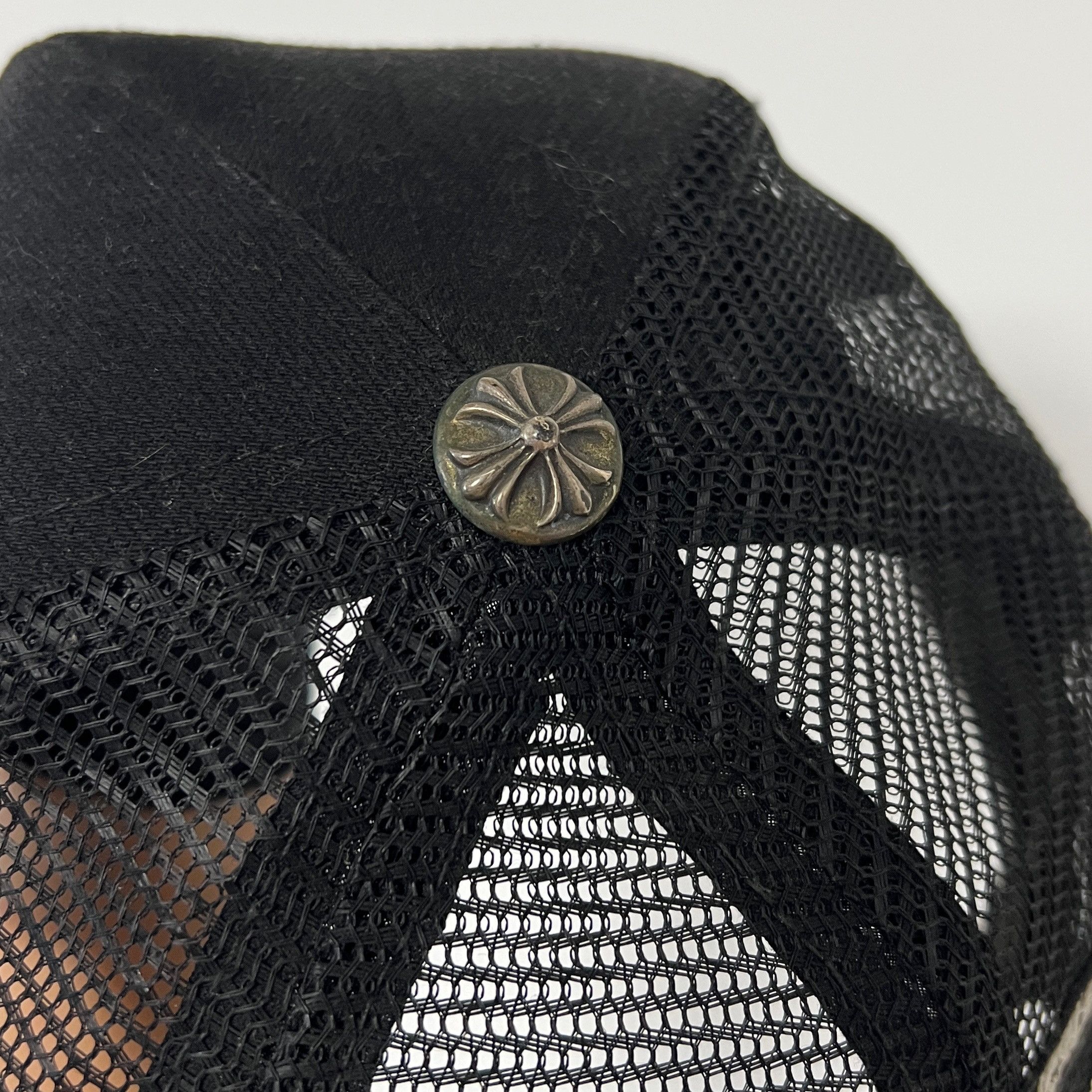 Chrome Hearts Chrome Hearts BS Fleur Horseshoe Mesh Trucker Cap Size ONE SIZE - 7 Thumbnail