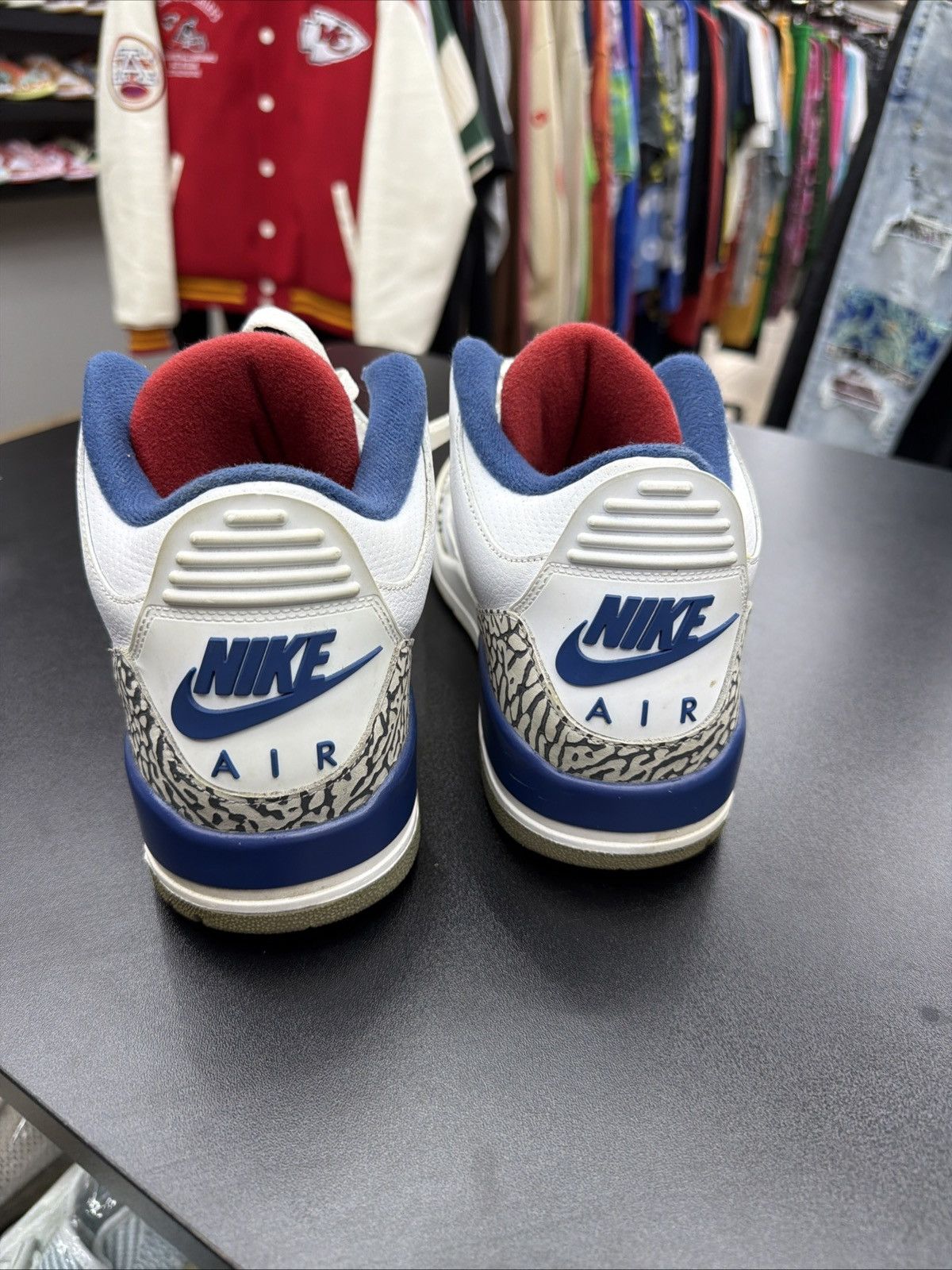 Jordan Brand Nike Air Jordan 3 Retro True Blue White Blue Red 2016 9.5 Size US 10 / EU 43 - 9 Thumbnail