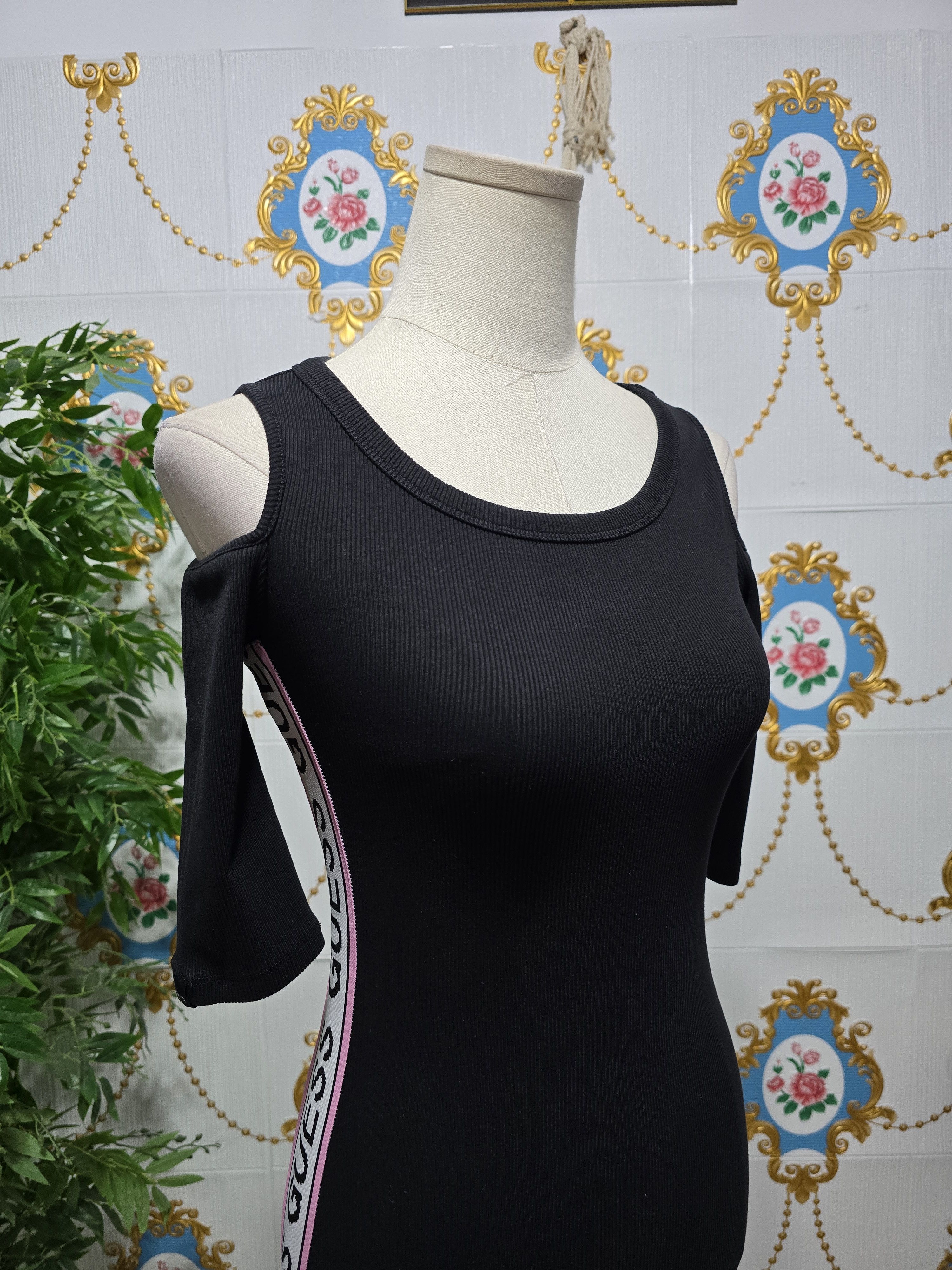 Guess GUESS ALMA DRESS JET BLACK WITH LOGO , women's small Size S / US 4 / IT 40 - 3 Thumbnail