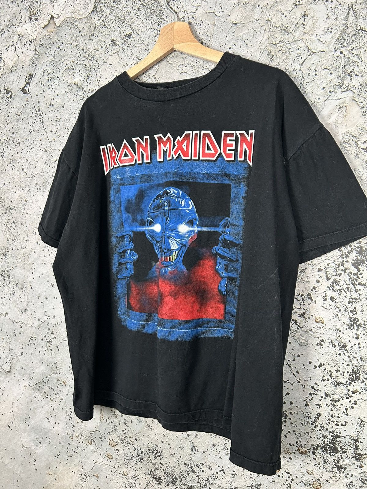 Band Tees Vintage Iron Maiden Rock Band Tee Metal Rare 90s Graphic Size US XL / EU 56 / 4 - 2 Thumbnail