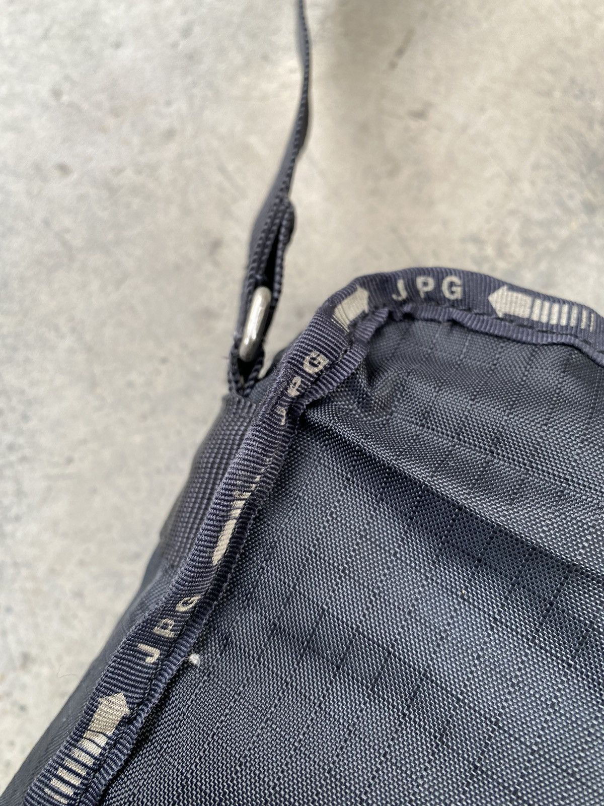 Jean Paul Gaultier Vintage JPG Jean Paul Gaultier Spellout Nylon CrossBody Bag Size ONE SIZE - 13 Thumbnail