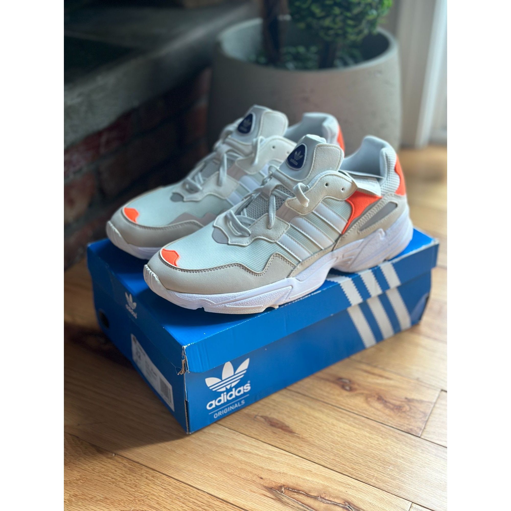 Adidas ADIDAS ORIGINALS YUNG-96 RUNNING ORANGE MEN'S SHOES SIZE 12 Size US 12 / EU 45 - 3 Thumbnail