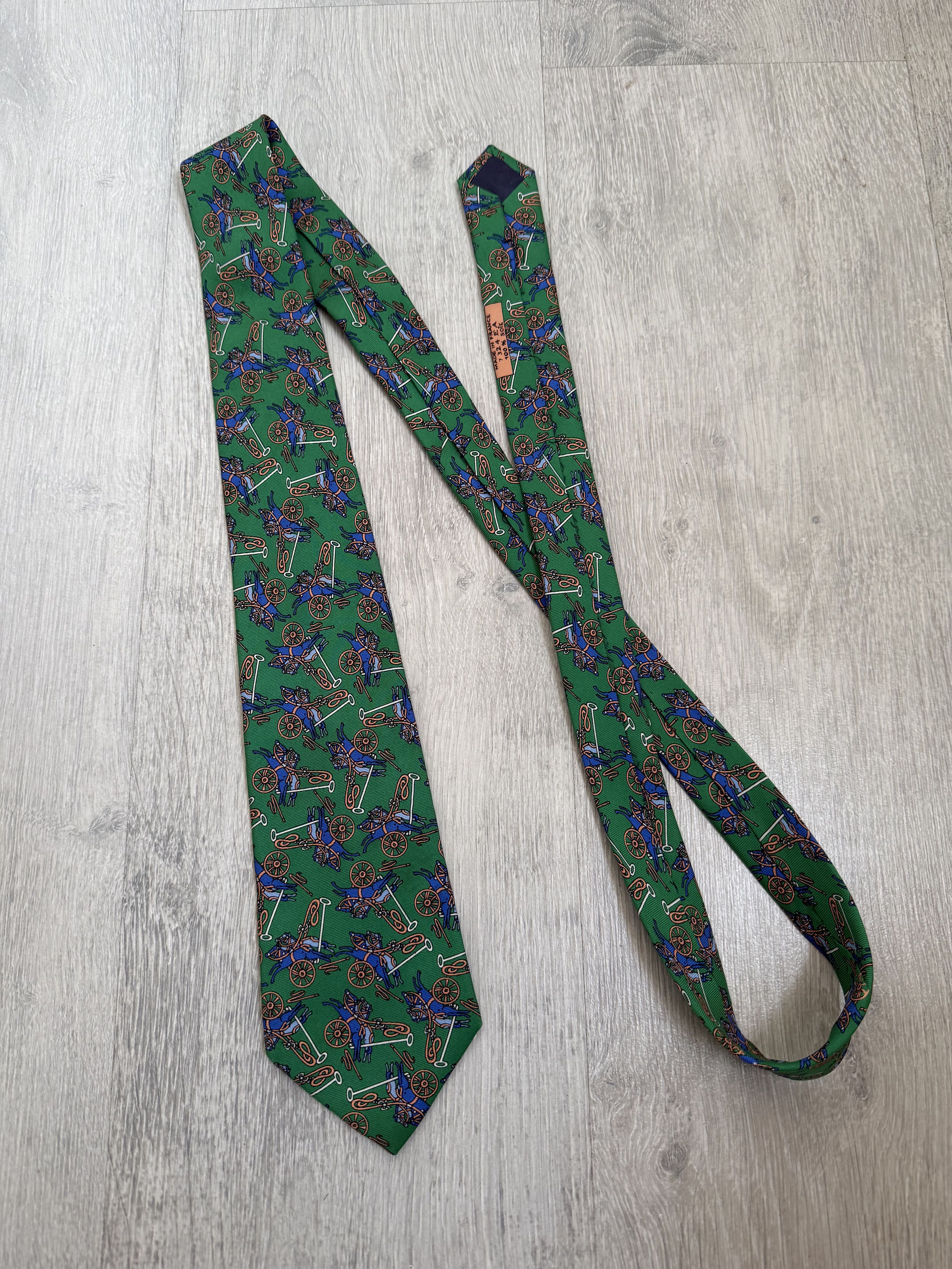 Hermes Hermes Paris Silk Tie Green Equestrian Horse Carriage Print Size ONE SIZE - 1 Thumbnail