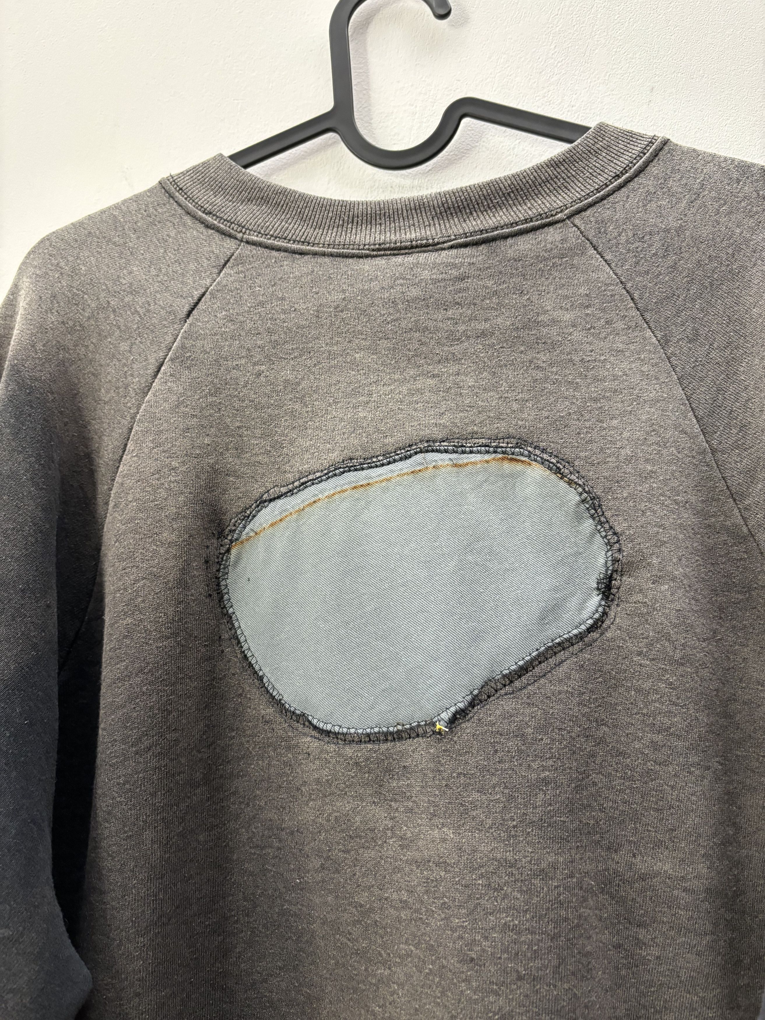 Vintage Vintage Faded Repaired Screen Stars Sweatshirt Size US L / EU 52-54 / 3 - 10 Thumbnail