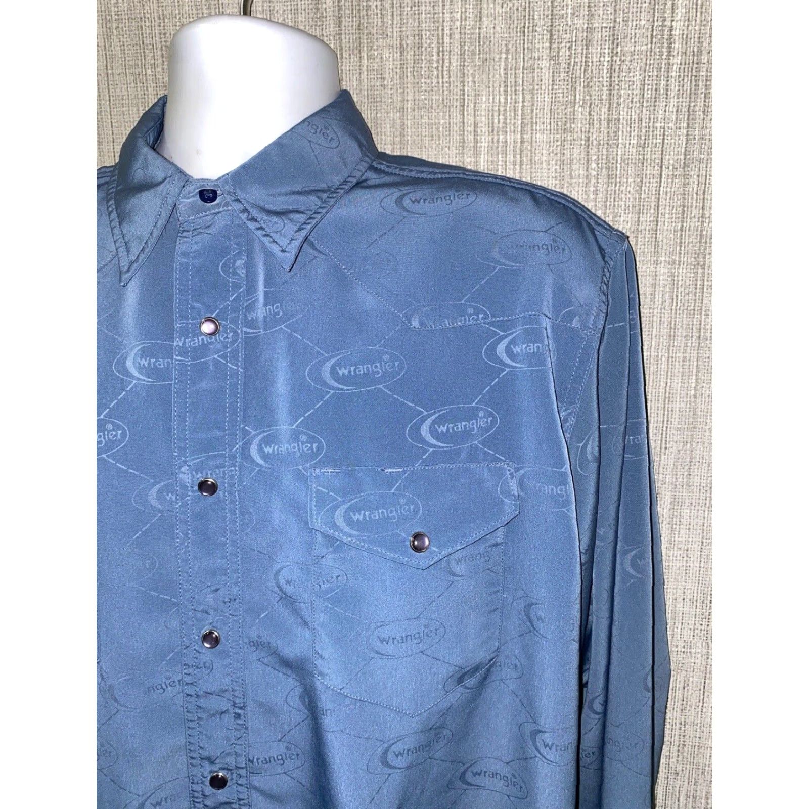 Wrangler VINTAGE Wrangler Mens Blue Snap Button Long Sleeve Shirt WRANGLER ALL OVER L Blue Button-Up Mens Regular Size L Size US L / EU 52-54 / 3 - 2 Thumbnail