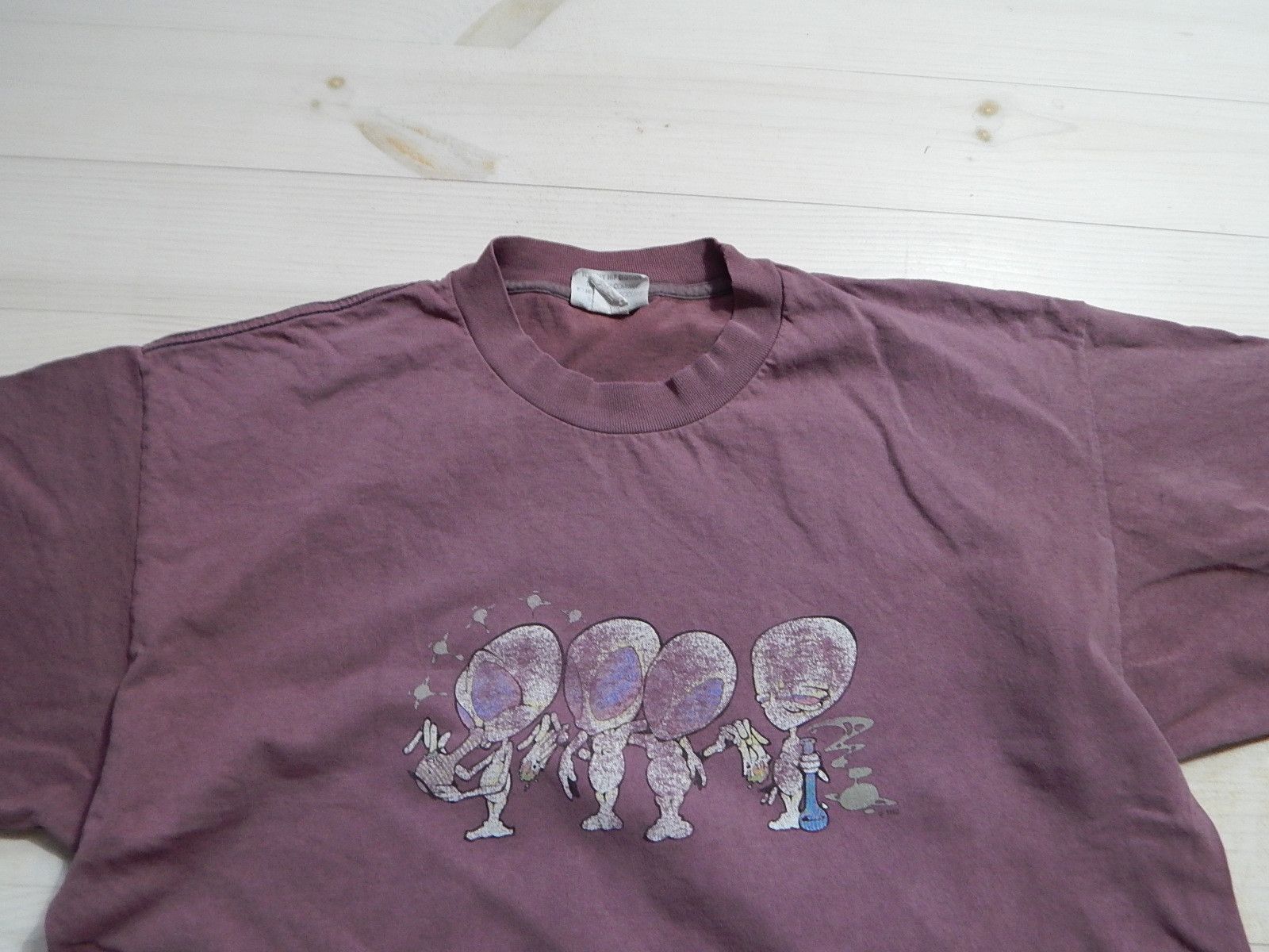 Alien Workshop vintage thc totally hip clothing smoking aliens tee Size US XL / EU 56 / 4 - 2 Thumbnail