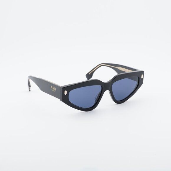 Fendi Fendi FE40163U 01V Sunglasses Shiny Black Cat Eye Frame Size ONE SIZE - 4 Thumbnail