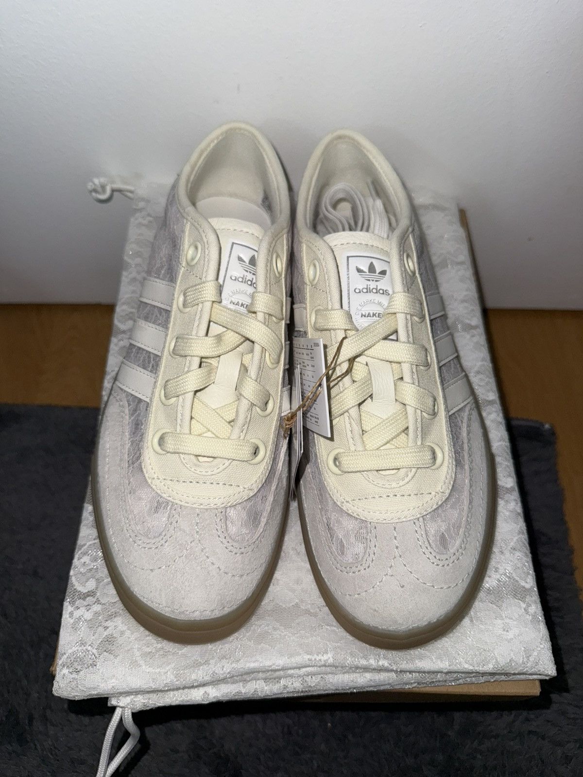 Adidas Adidas Tischtennis Naked Copenhagen Silvery Daisy Lace Pack Size US 6 / IT 36 - 12 Thumbnail