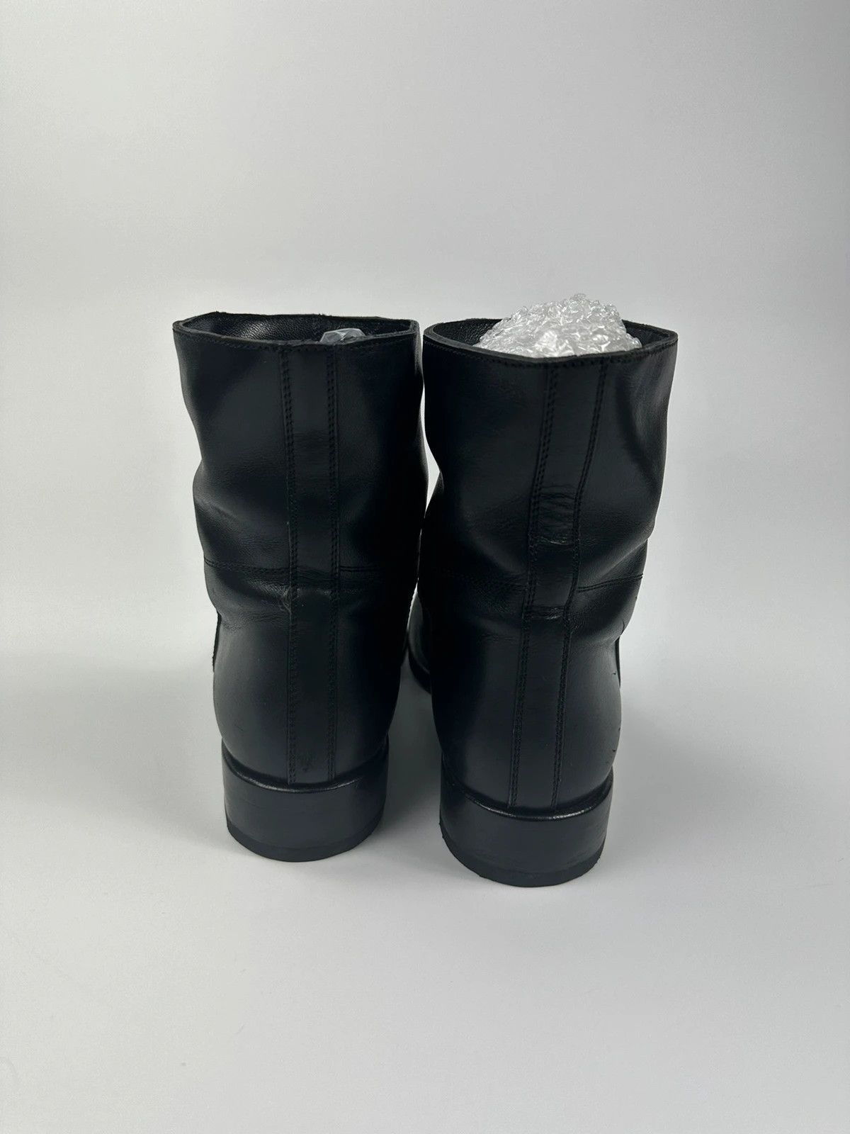 Prada Prada Milano Black Leather Ankle Boots Round Toe Size US 5 / IT 35 - 7 Thumbnail
