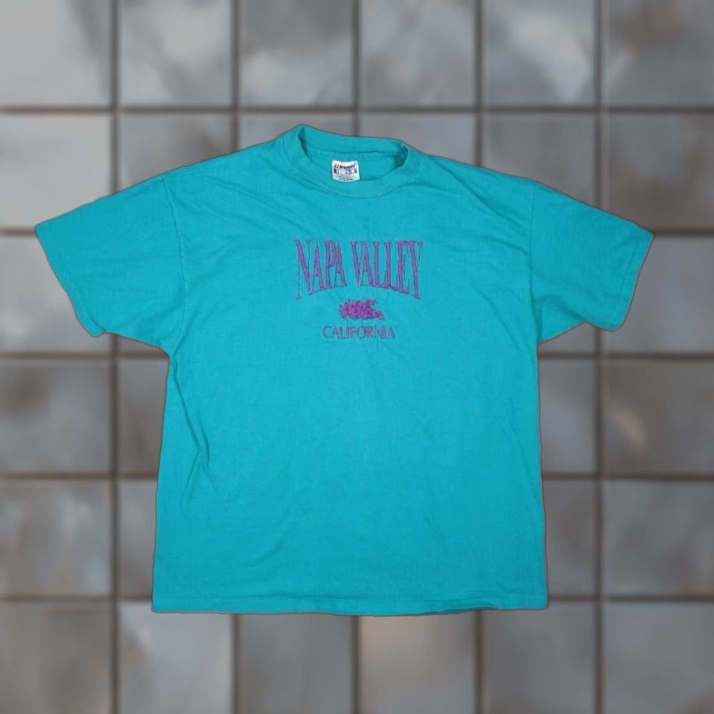 VINTAGE Hanes T-Shirt Napa Valley California Embroidered Front 90s