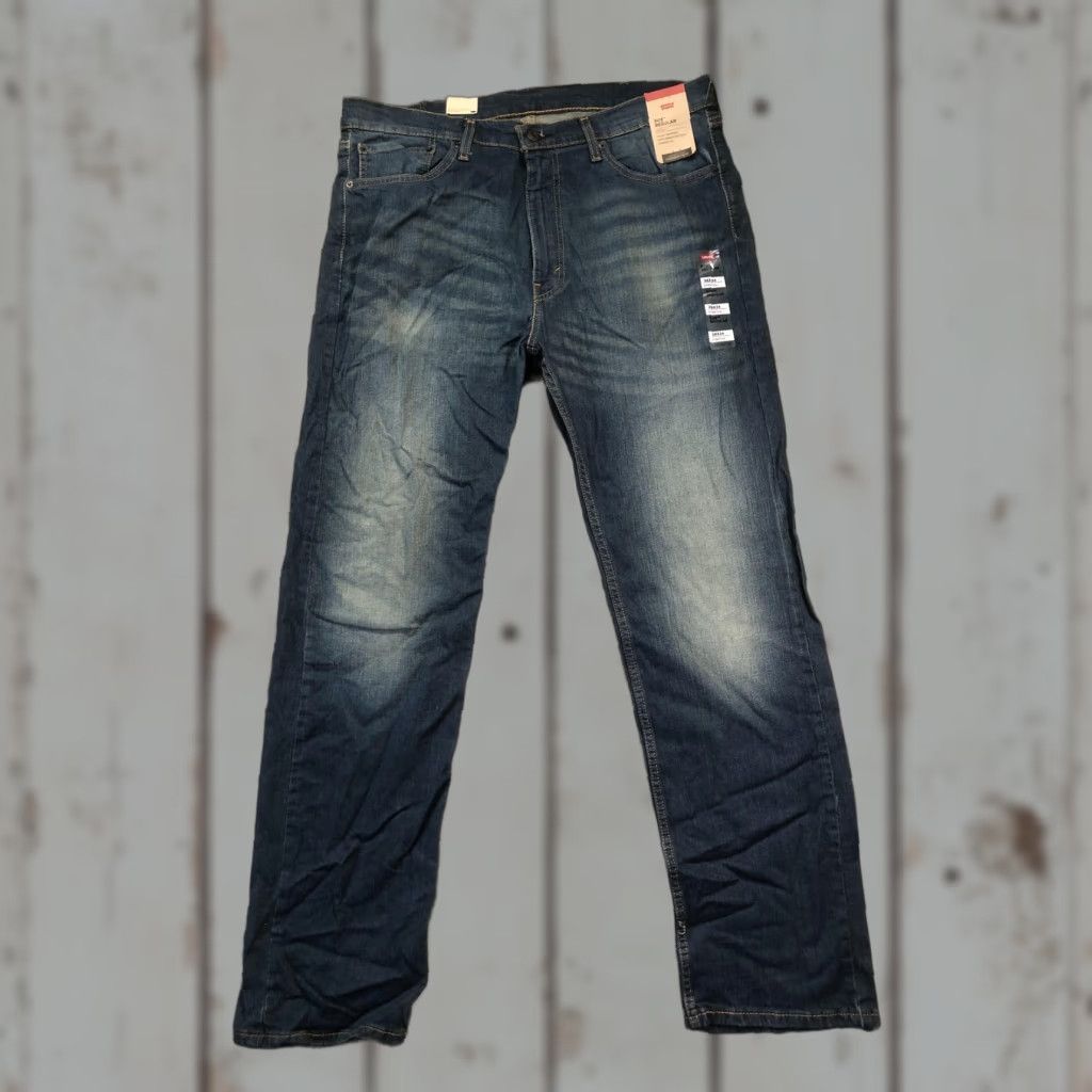 Levi's Levi's 505 Regular Jeans Mens 38x34 Blue Medium Wash Straight Leg Stretch Denim Shirt? Size US 38 / EU 54 - 1 Thumbnail