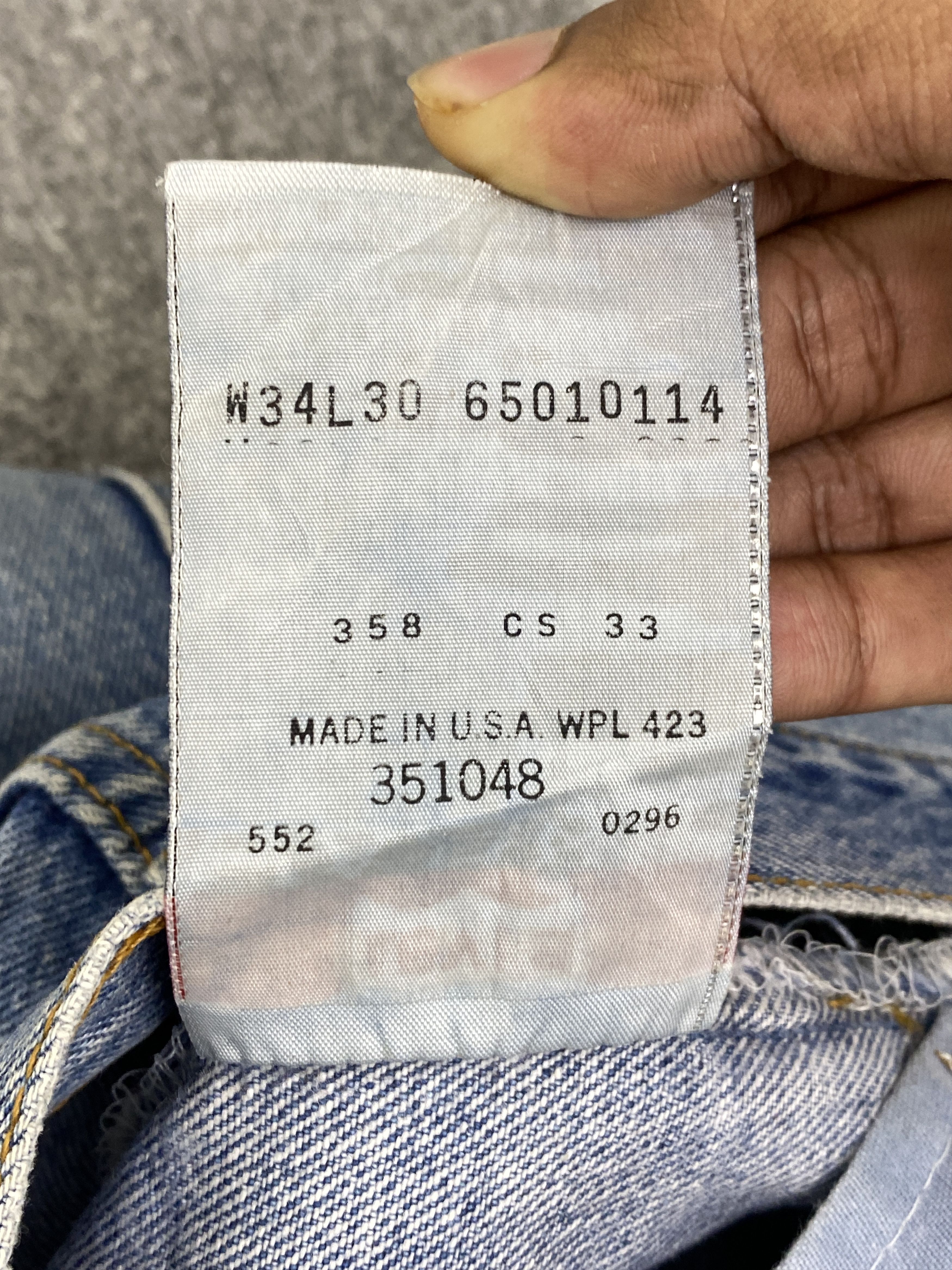 Levi's Vintage 90s Levi's 501 Distressed Faded Blue Jeans DP2849 Size US 32 / EU 48 - 18 Thumbnail
