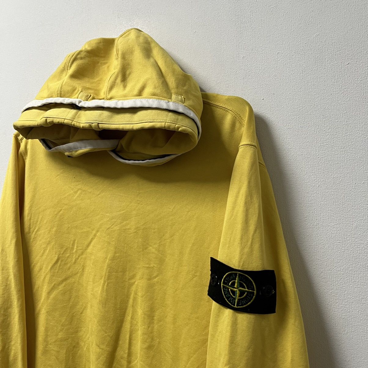 Stone Island Stone Island Hoodie Yellow Size L Size US L / EU 52-54 / 3 - 2 Thumbnail
