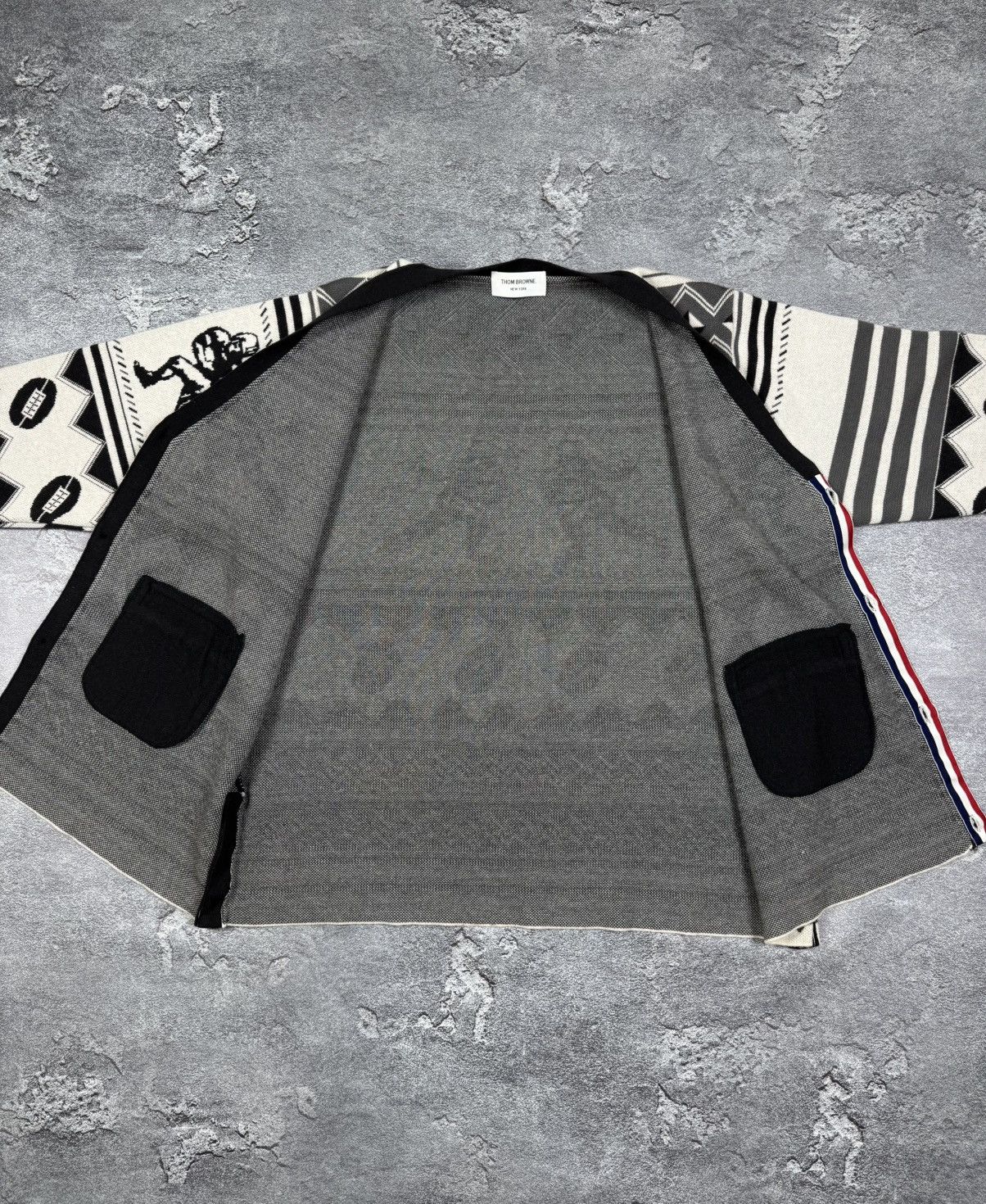 Thom Browne Thom Browne Football Jacquard Cardigan Size 4 Made in Japan Size US XL / EU 56 / 4 - 10 Thumbnail