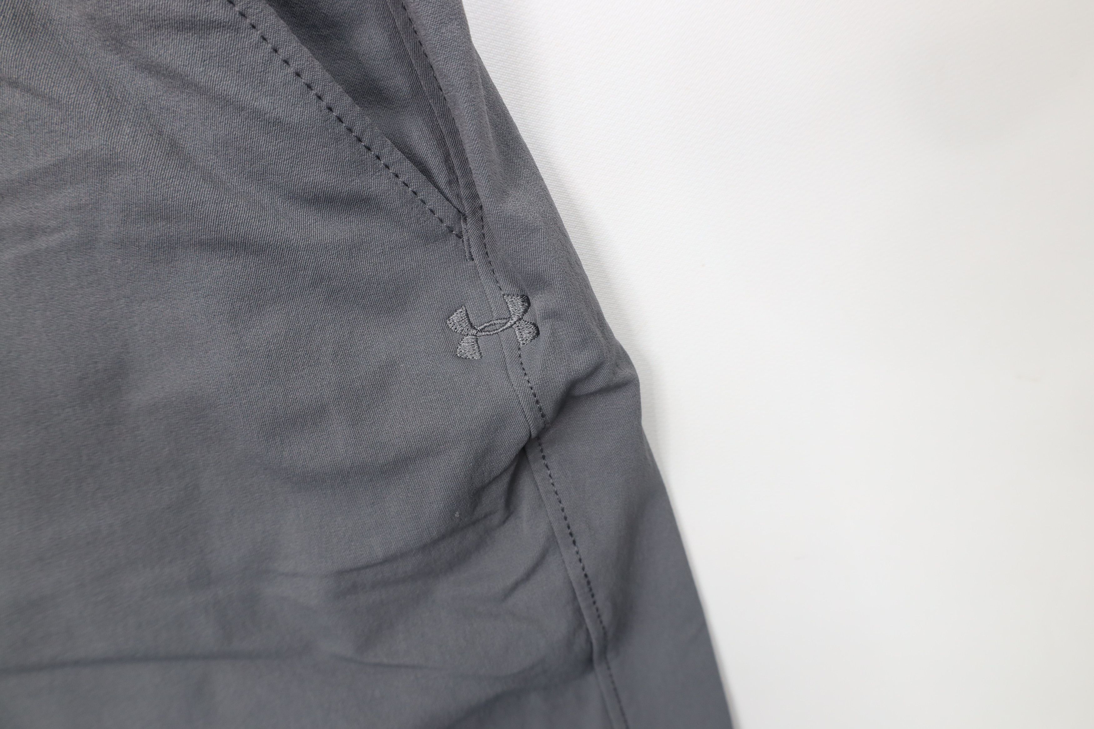 Under Armour Under Armour HeatGear Stretch Golfing Golf Chino Shorts Gray Size US 38 / EU 54 - 5 Thumbnail