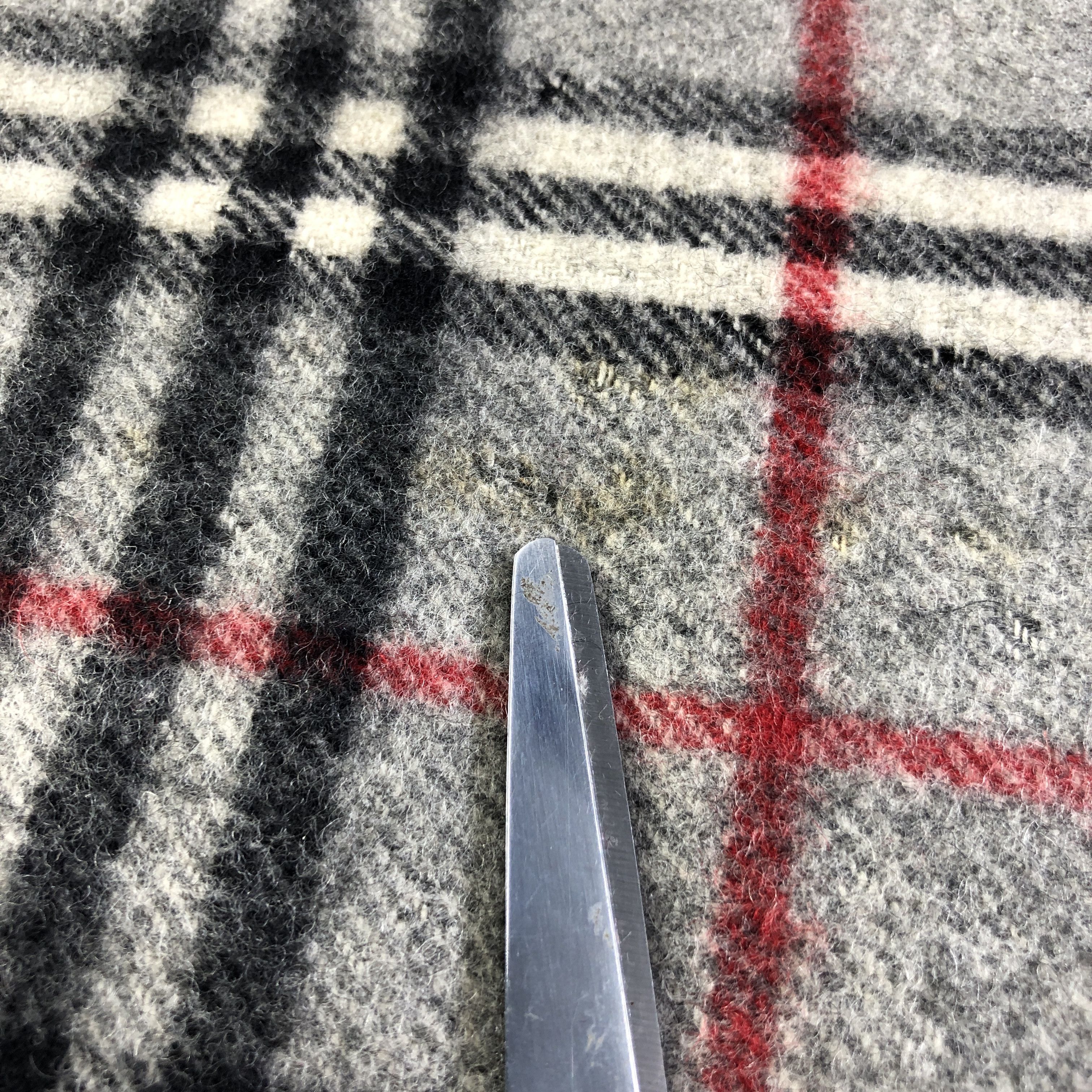 Burberry Burberry Nova Check Wool Scarf Muffler Neckwear V2653 Size ONE SIZE - 7 Thumbnail