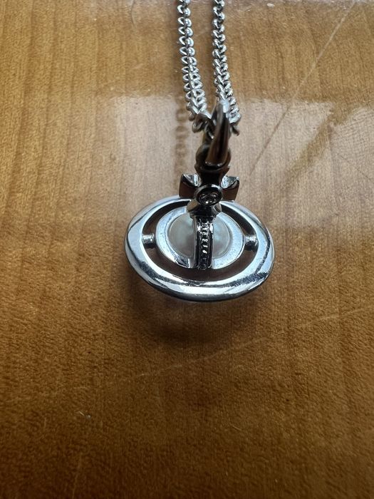 Vivienne Westwood Saturn Orb Pearl Necklace | Grailed